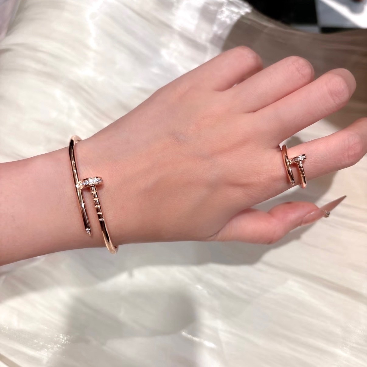 18k ct經典細版釘子’頭尾鑽/無鑽高奢定製實口戒