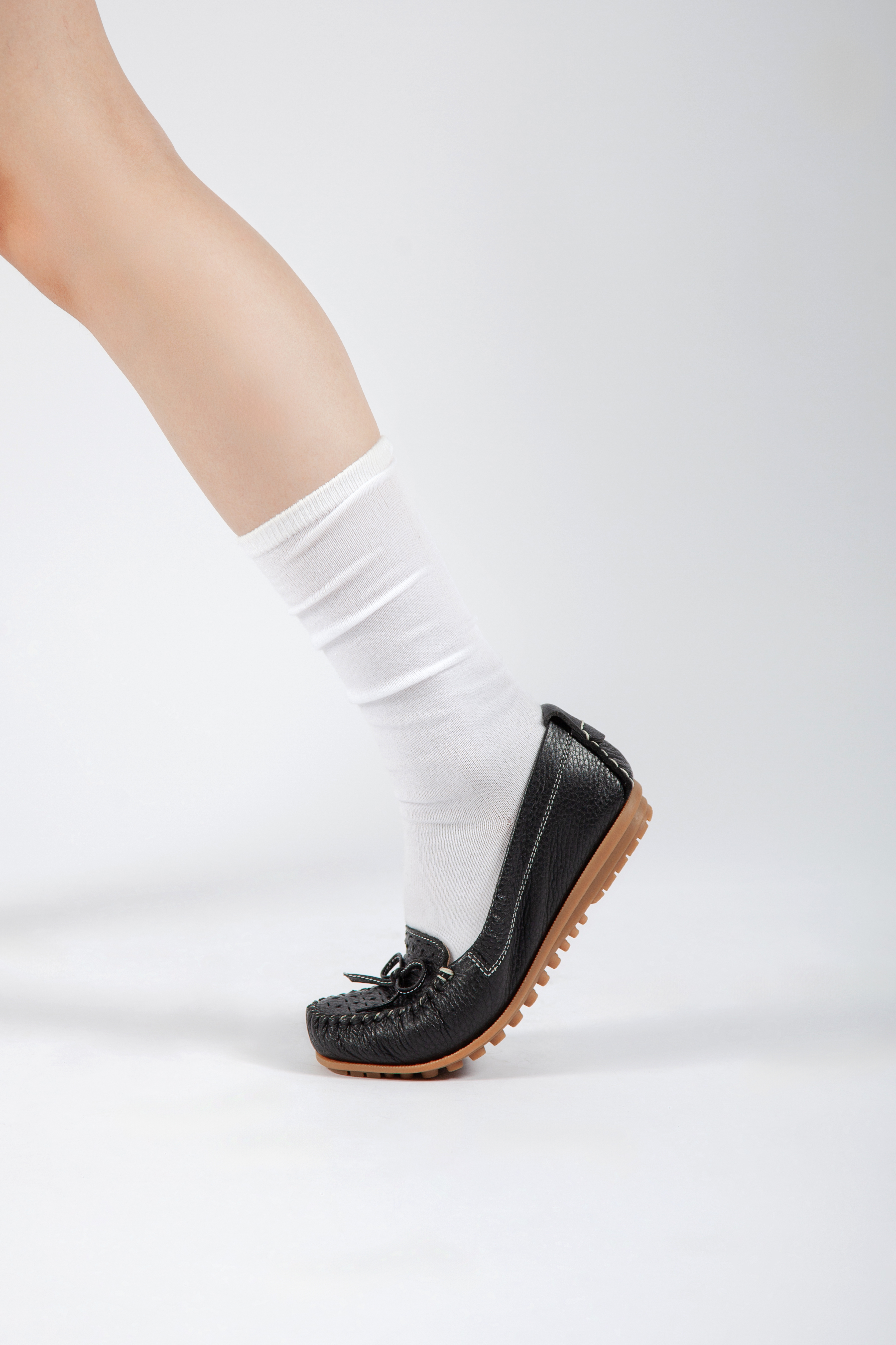 Michelle Bow 舒適牛皮樂福鞋