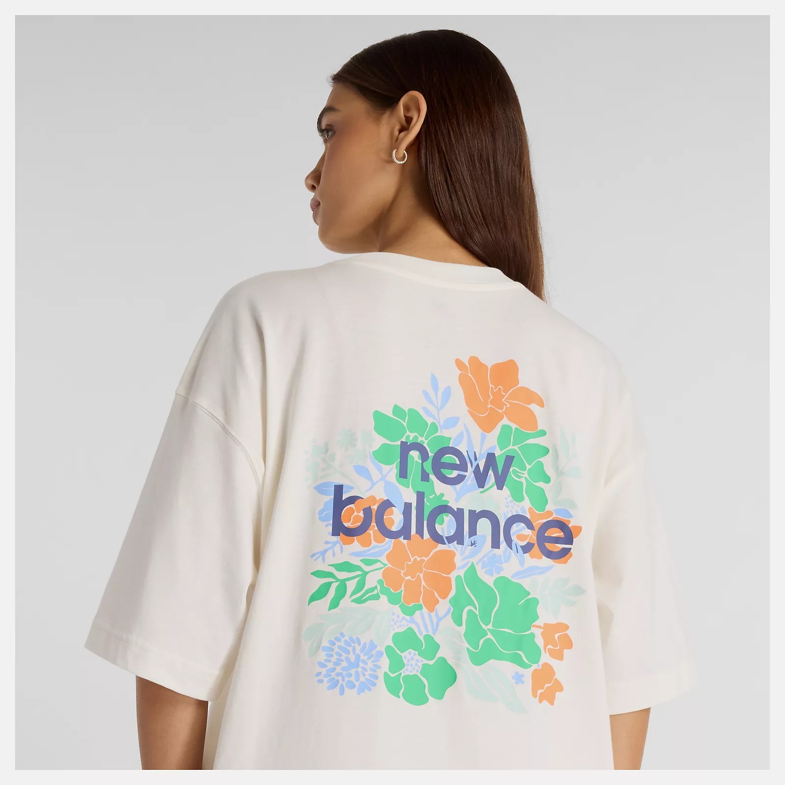 NEW BALANCE 短T NB 米黃 花卉圖案 短袖 女 WT51930SST