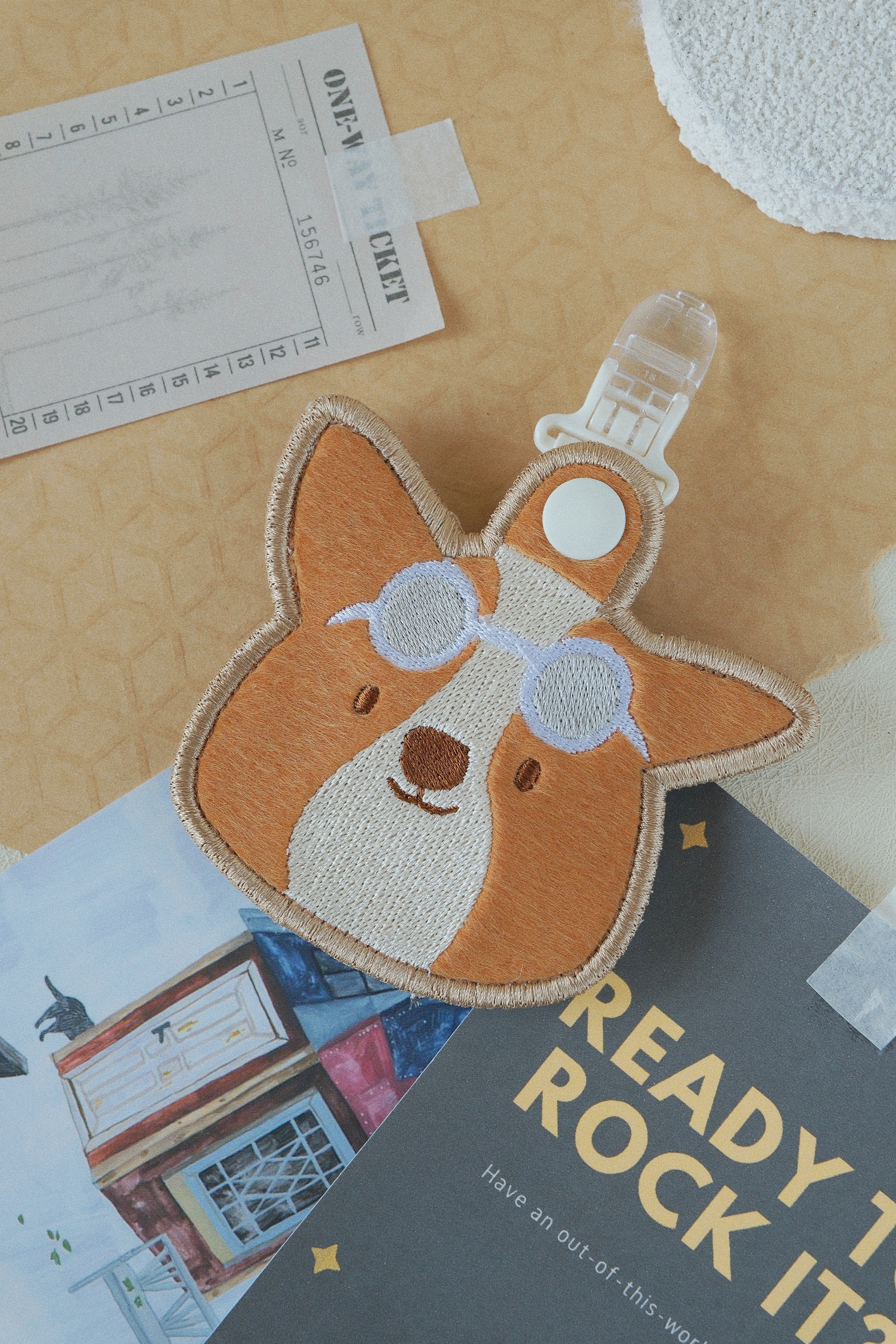 Hi Y.P store-刺繡平安符袋-獨家設計-柯基