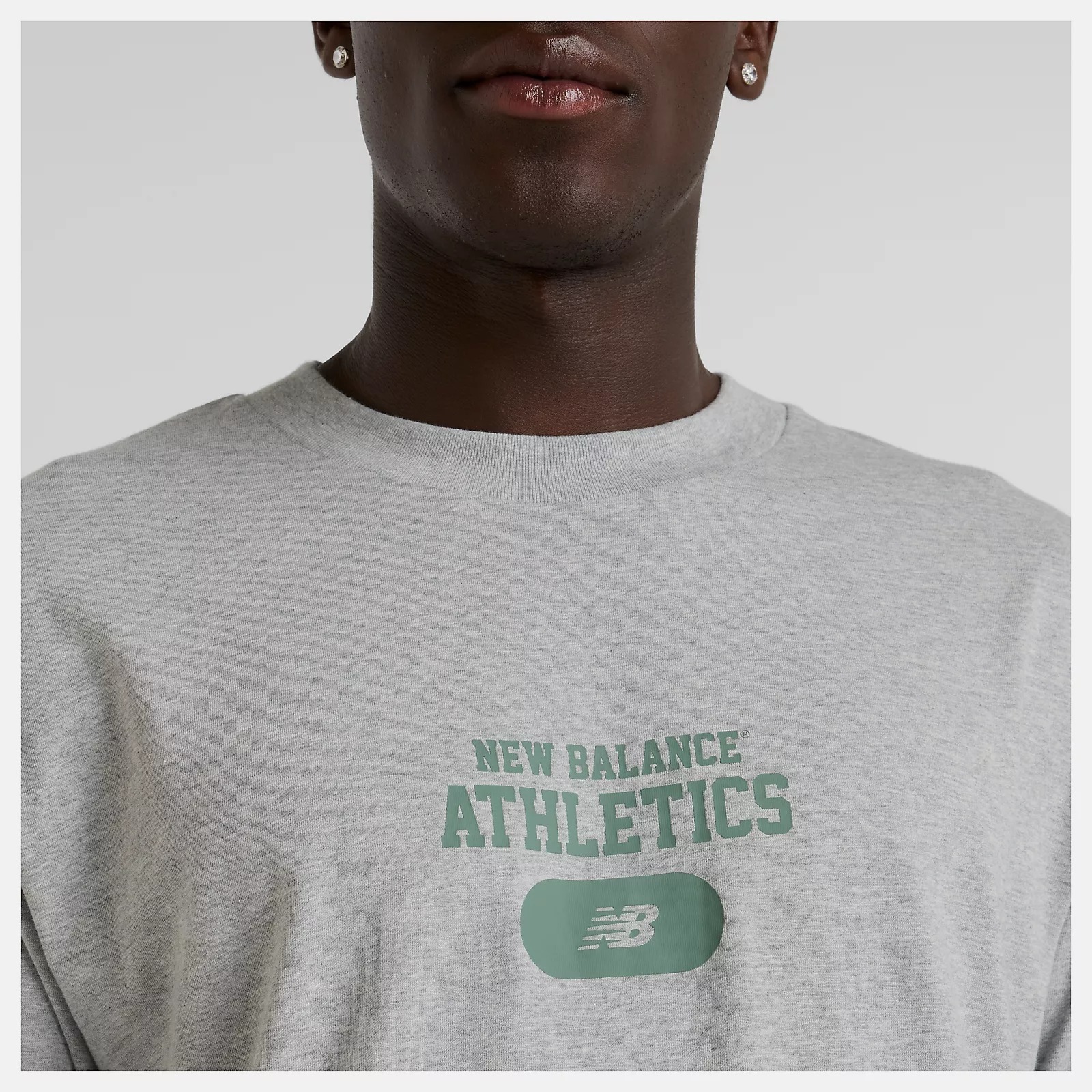 NEW BALANCE 短T NB 灰色 美式LOGO 短袖 上衣 男 MT51527AG