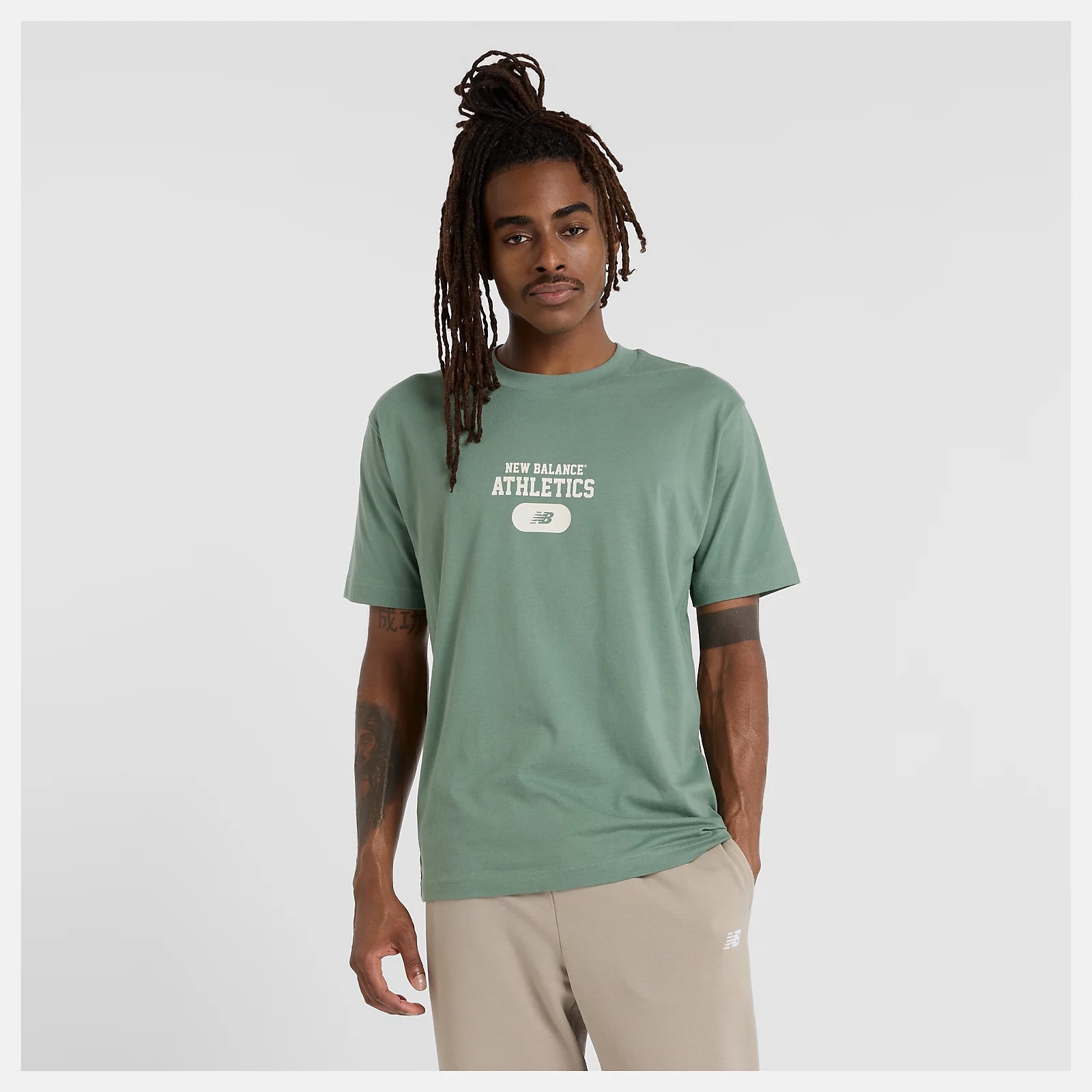 NEW BALANCE 短T NB 綠色 美式LOGO 短袖 上衣 男 MT51527DKJ