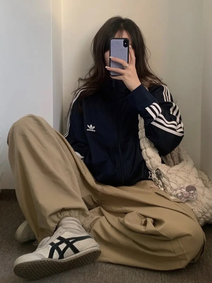 ADIDAS ADICOLOR CLASSICS FIREBIRD 立領運動外套 三線 三葉草 金冬天同款 Winter 娜璉同款 男款 海軍藍 IR9893 黑色 IJ7058 / 預購