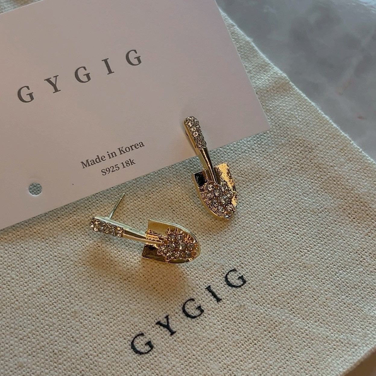 Gy”獨家高奢華黃金鑽鏟鏟”訂製耳釘/現貨1