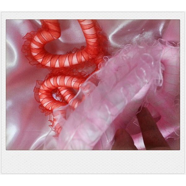 【台灣現貨速發】10公分包纱保麗龍摟空愛心 --10元