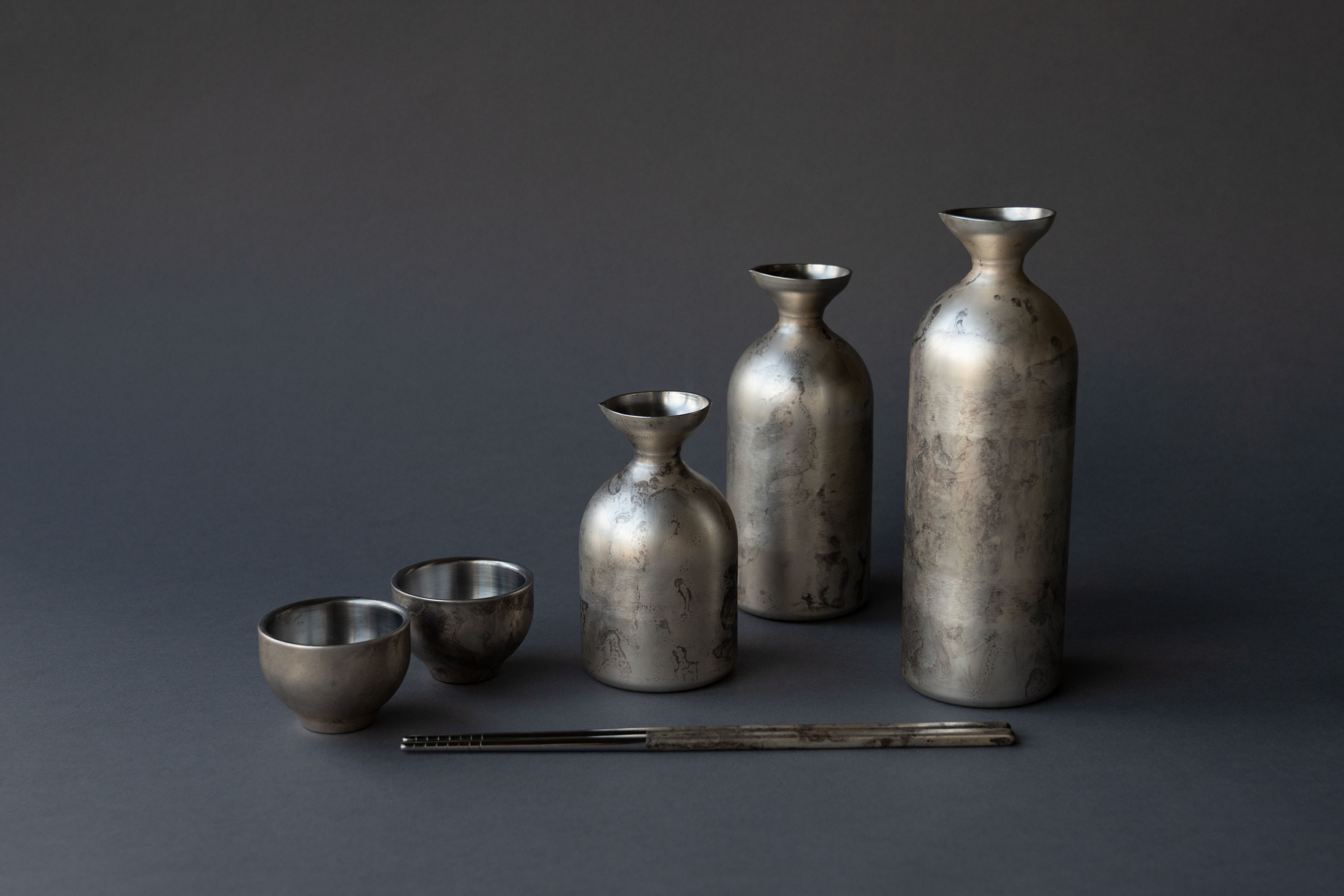 用於盛裝日本茶或清酒飲料用的古董銀造型不鏽鋼材質50ml雙層保溫杯