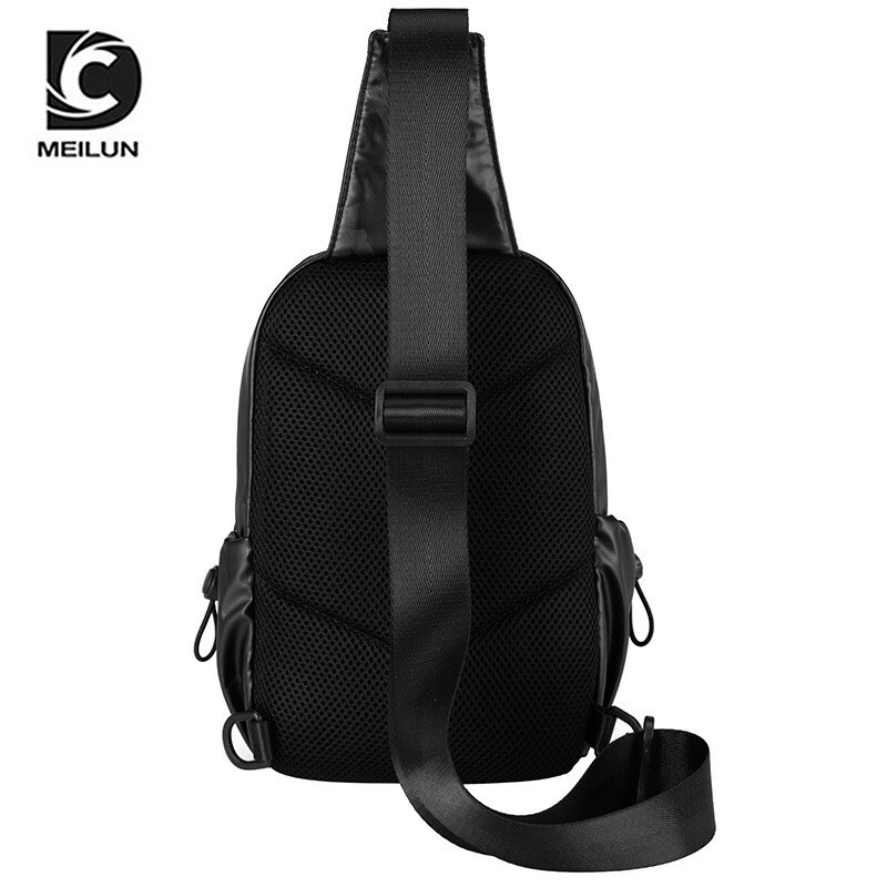 胸口包 胸包 迷彩包 包包 腰包 男包 女包 胸包男 多功能 情侶款 單肩包 斜背包 運動休閒包 百搭 男女通用 420