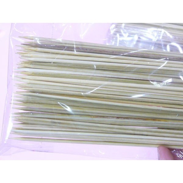 【台灣現貨速發】 28公分 9吋1頭尖竹籤木棒｜金莎棒 串棉花糖｜一包100支45元
