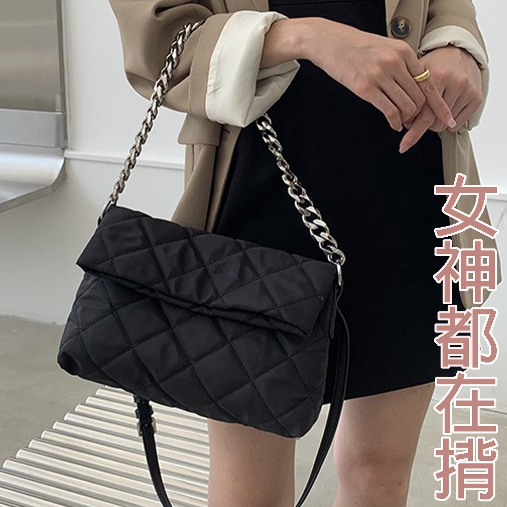 菱格包包 折叠包 黑色包包 包包女 包包 鏈條包 腋下包 尼龍包包 斜背包 小香風包包 時尚包包 百搭包包 238