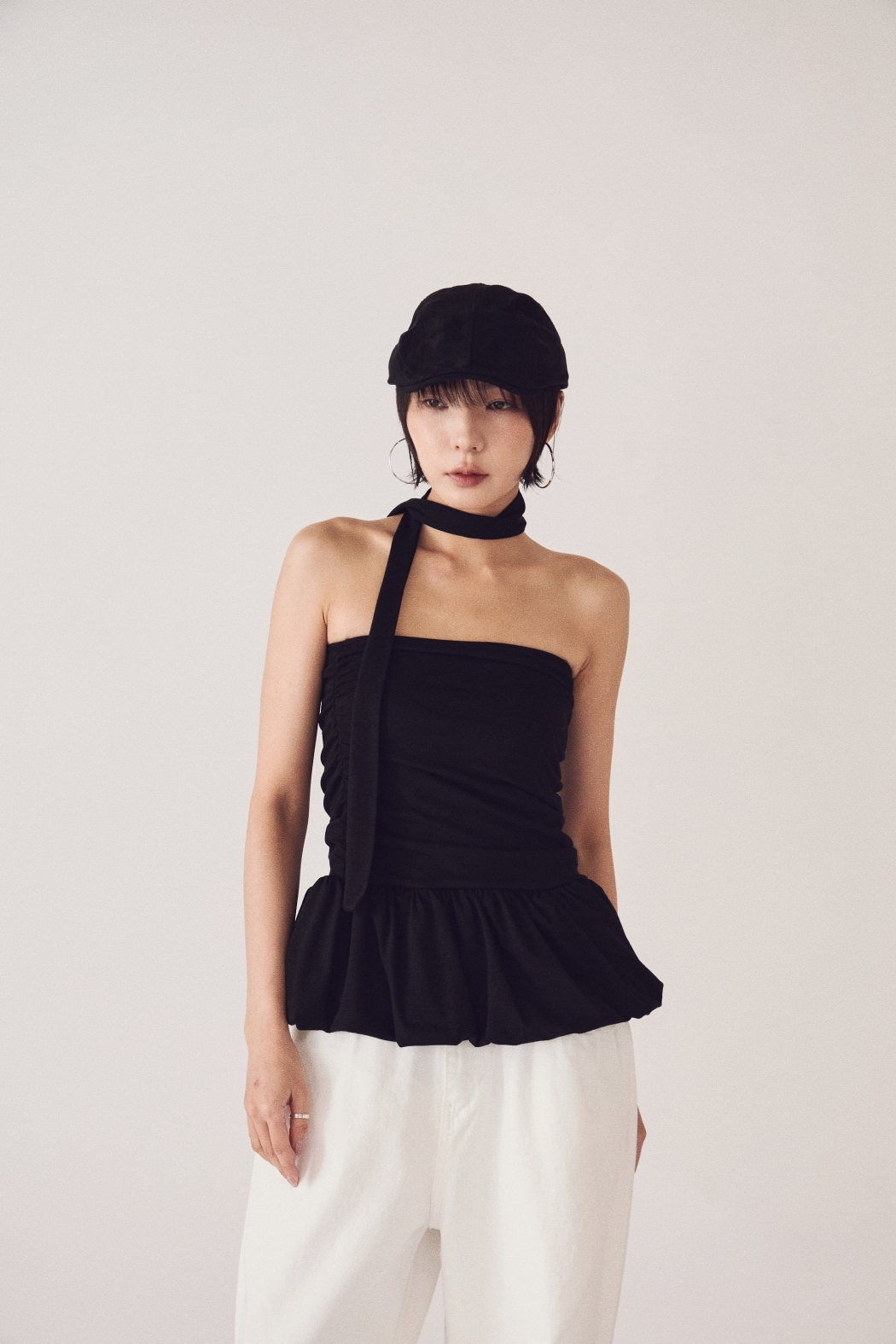 平口花苞上衣 附領巾-黑