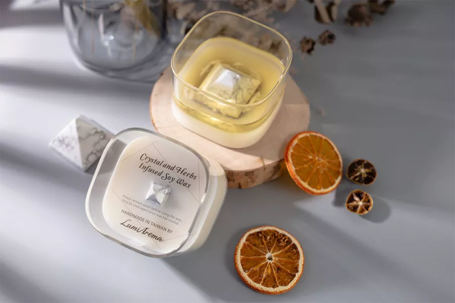 LumiAroma 晶礦擴香蠟,松癒林,白松石搭配大西洋雪松、甜橙及丁香植物精油,木質氣味、活潑香甜