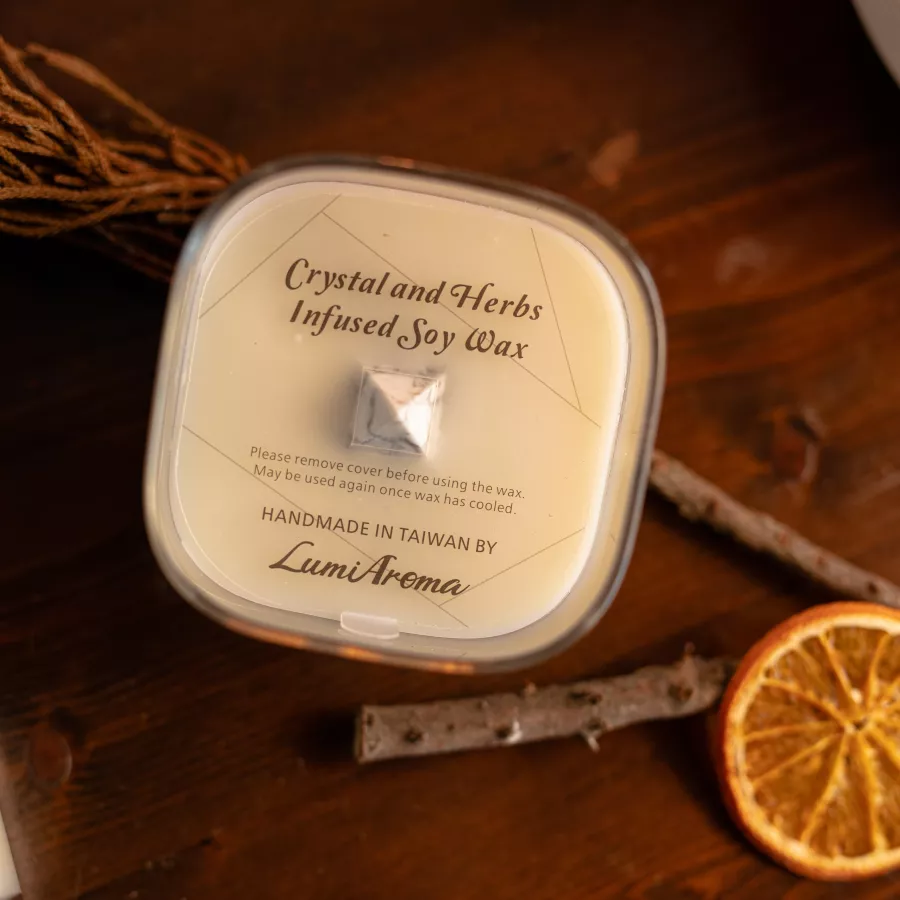 LumiAroma 晶礦擴香蠟,松癒林,大西洋雪松靜謐森林的木質氣味,活潑明亮的甜橙、丁香的溫暖香甜