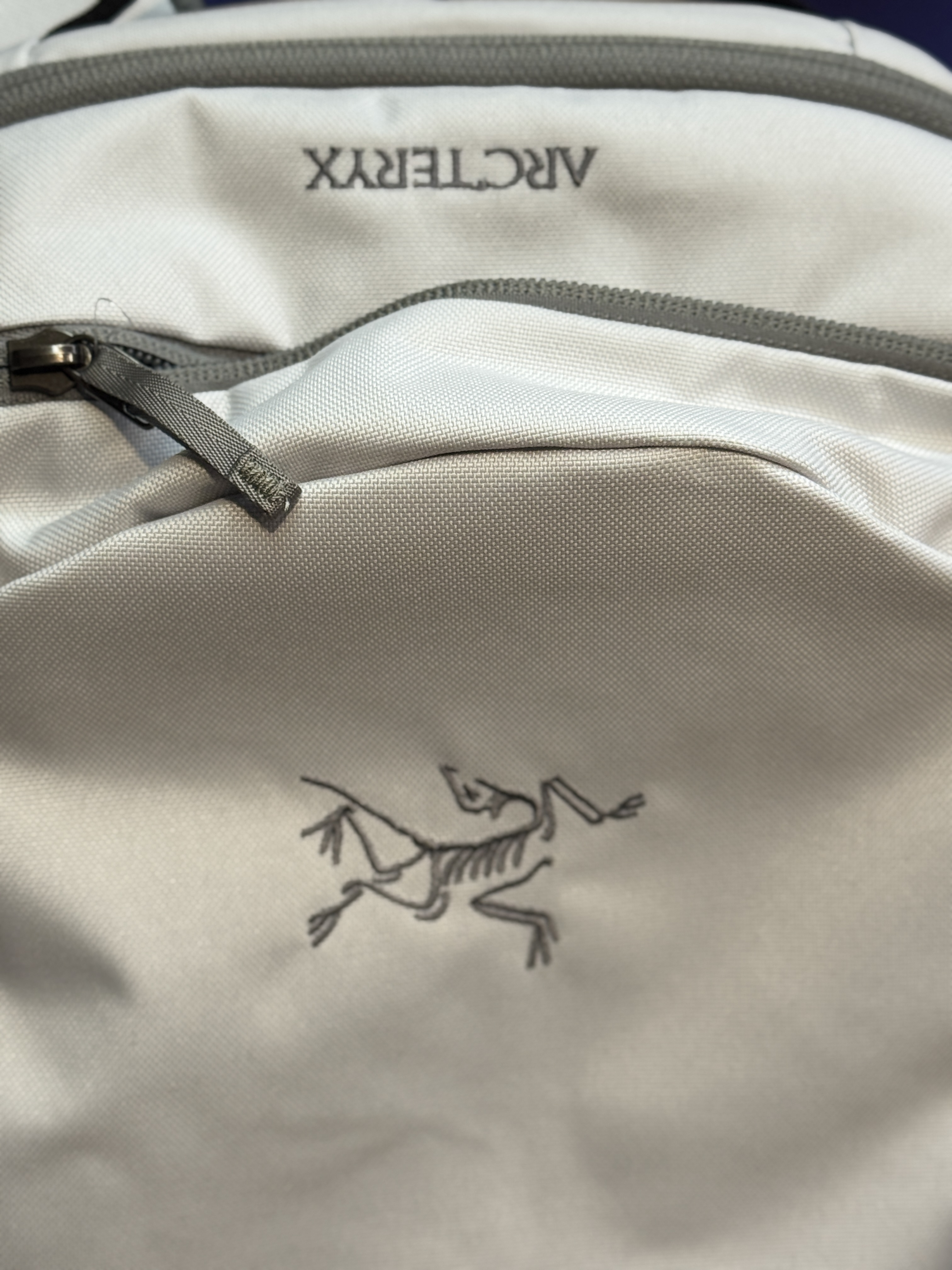 Arcteryx Mantis 16 Backpack Solitude Void
