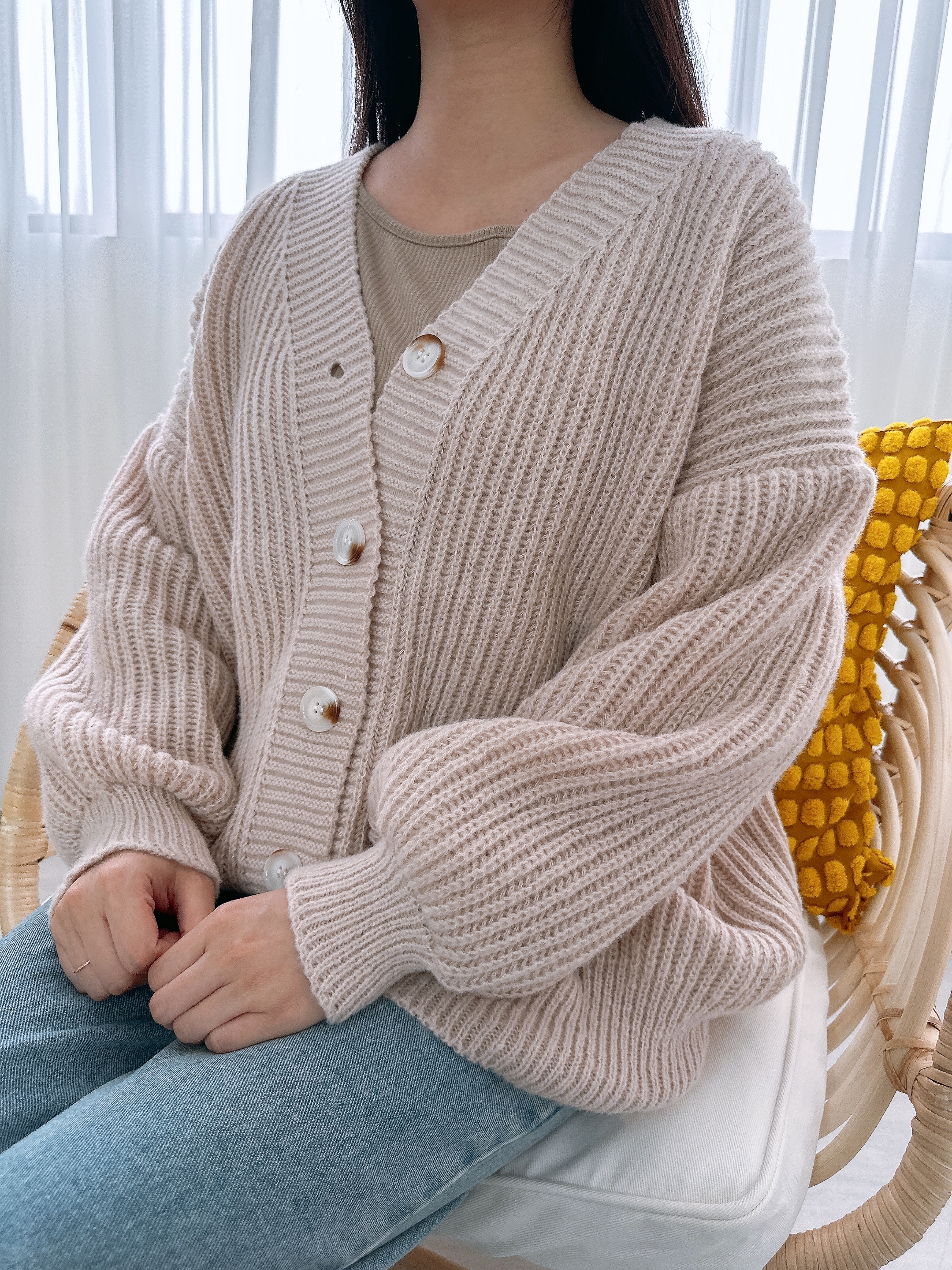 慵懶氣質琥珀扣針織外套｜寬鬆版型｜針織外套｜慵懶風