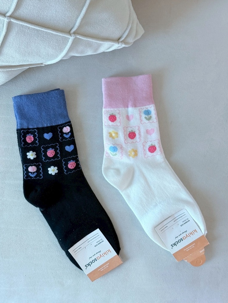 『2入組』9宮格愛心草莓小花長襪【限量】