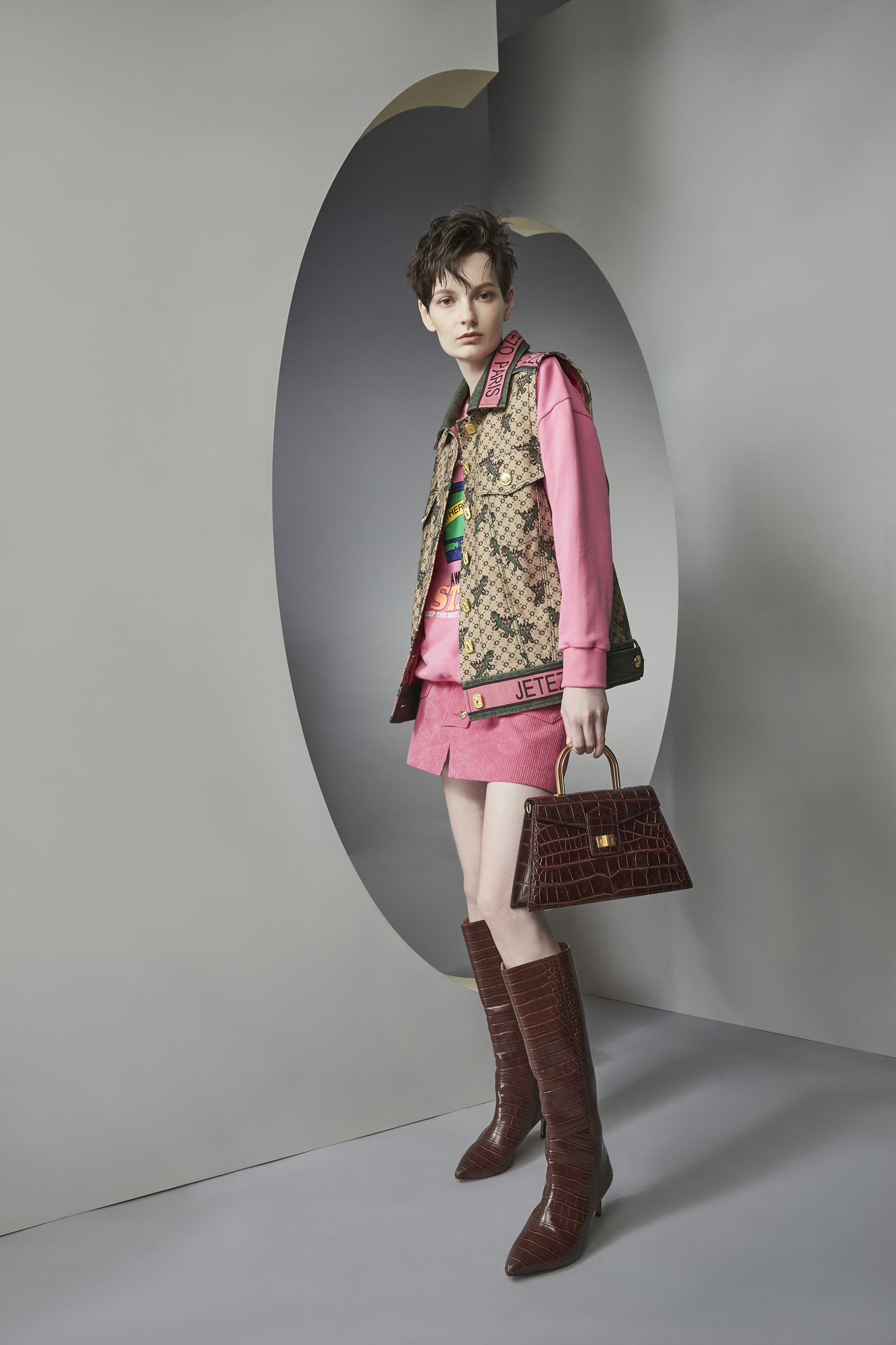 BB1HA030C1 愛心立體扣燈心絨短A裙 (官網限定)