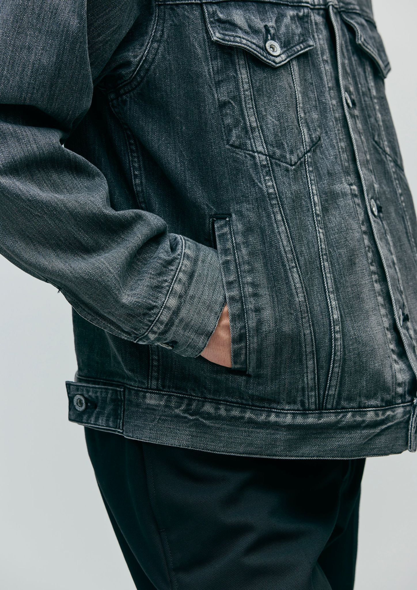 NEIGHBORHOOD WASHED BLACK DENIM TYPE-4 JACKET