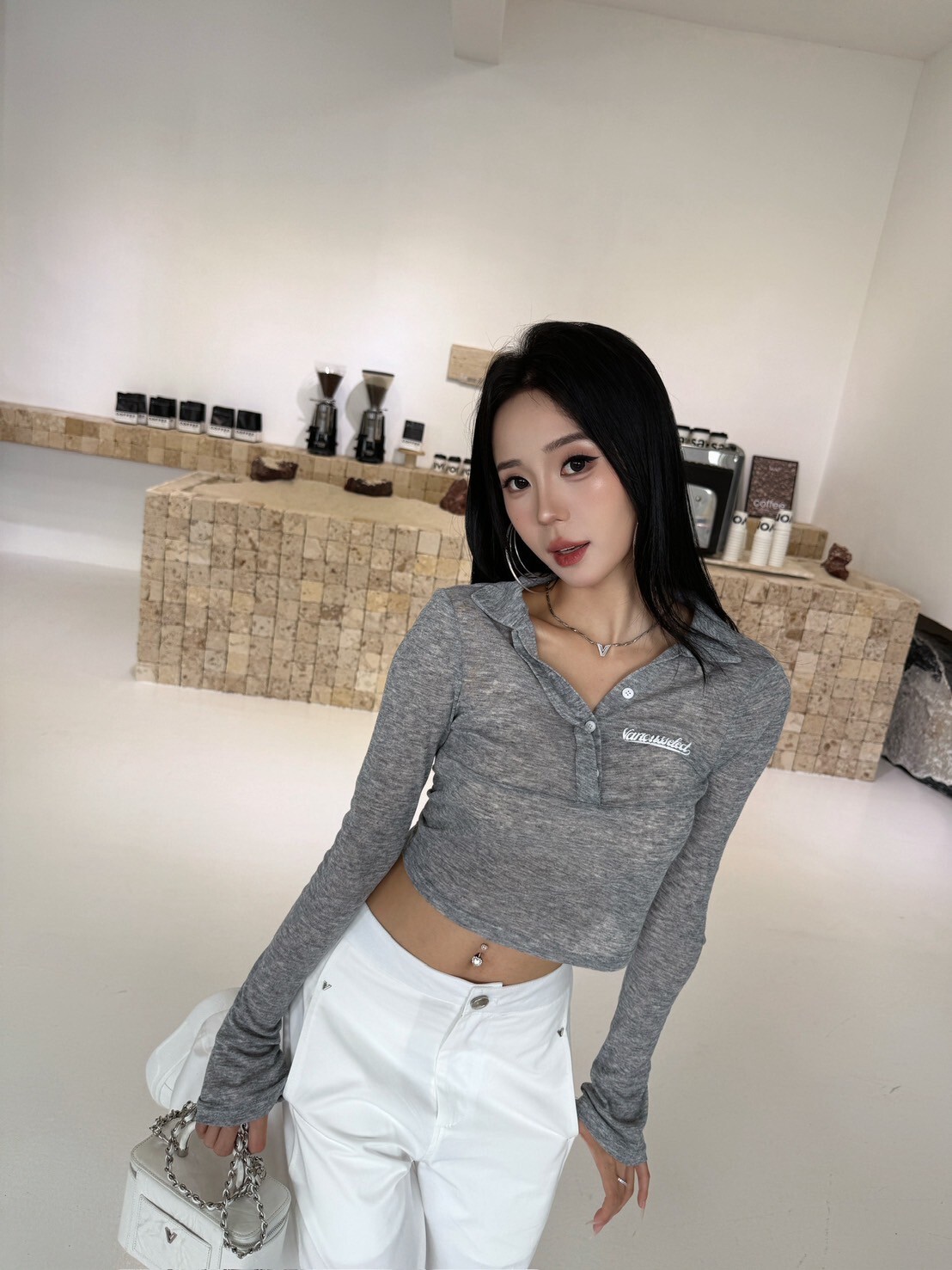 🎁灰綠頻調’Frequency—雪花短版上衣