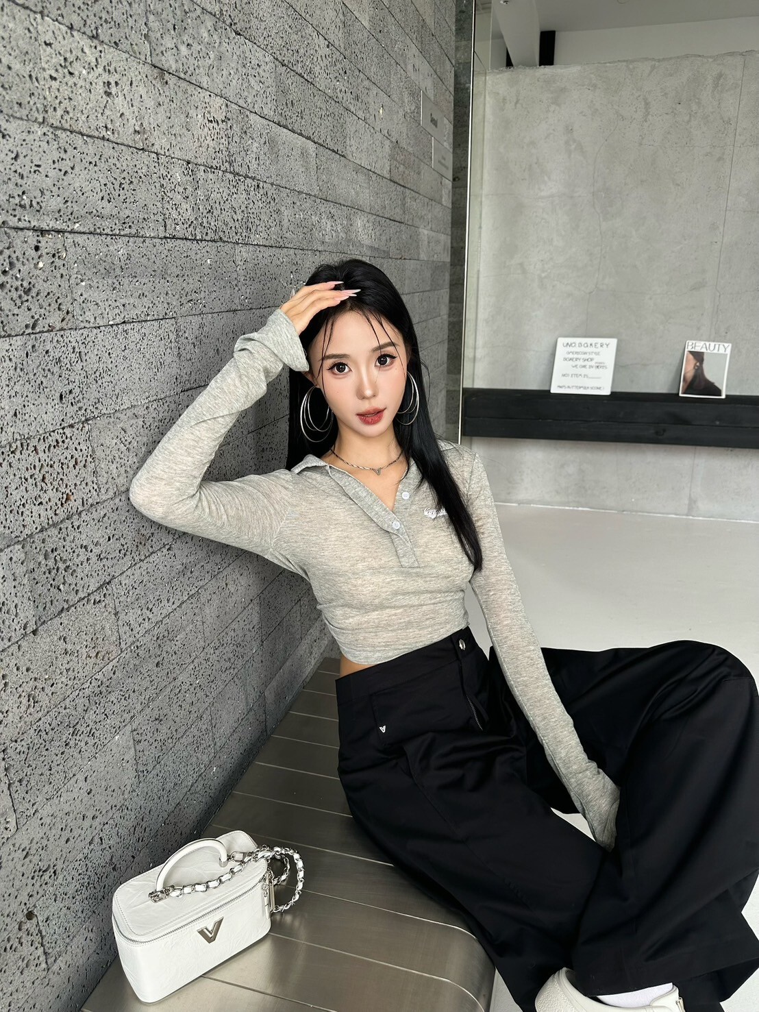 🎁灰綠頻調’Frequency—雪花短版上衣