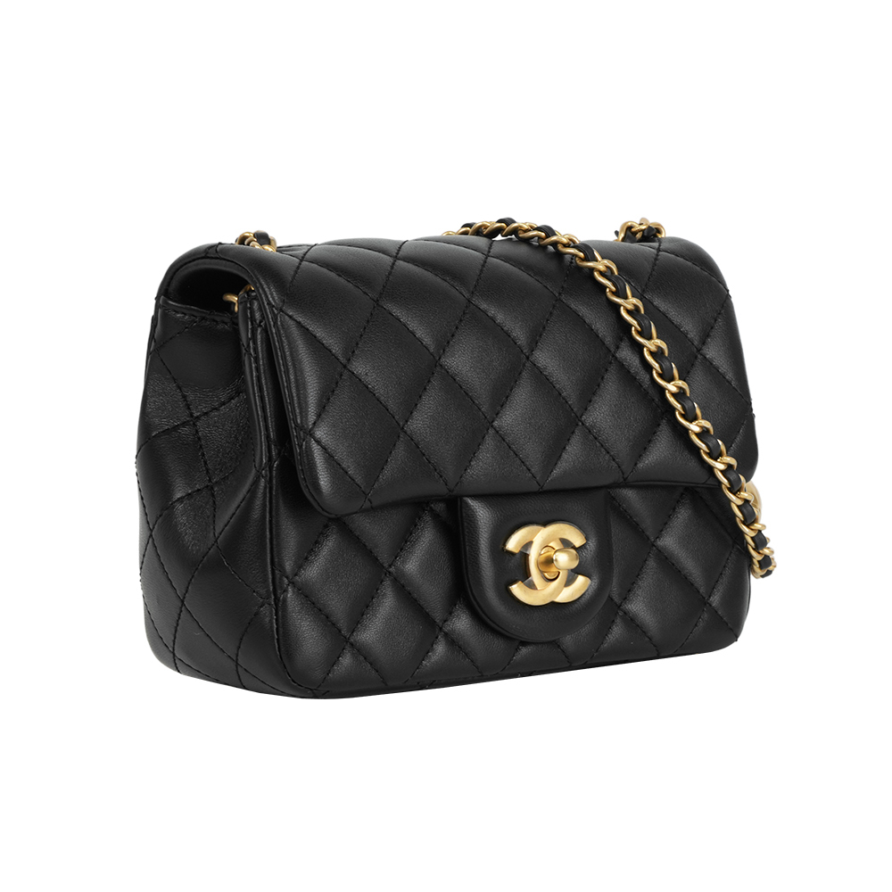 【CHANEL】菱格紋小羊皮口蓋金球方胖包(黑色)