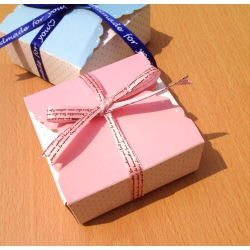 【台灣現貨速發】粉 / 藍波點喜糖盒 巧克力盒 手工皂盒 餅乾小西点包装盒