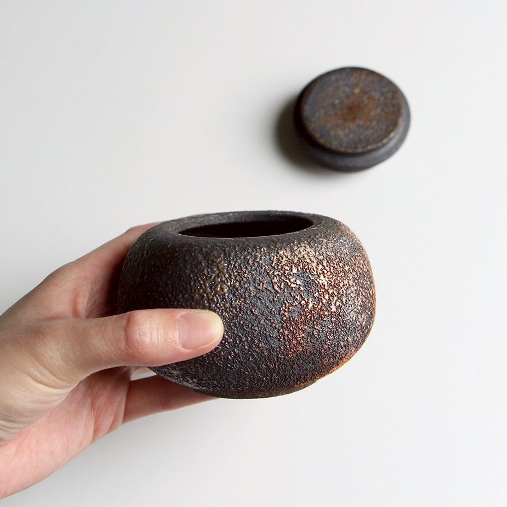 赤霞柴燒茶葉罐