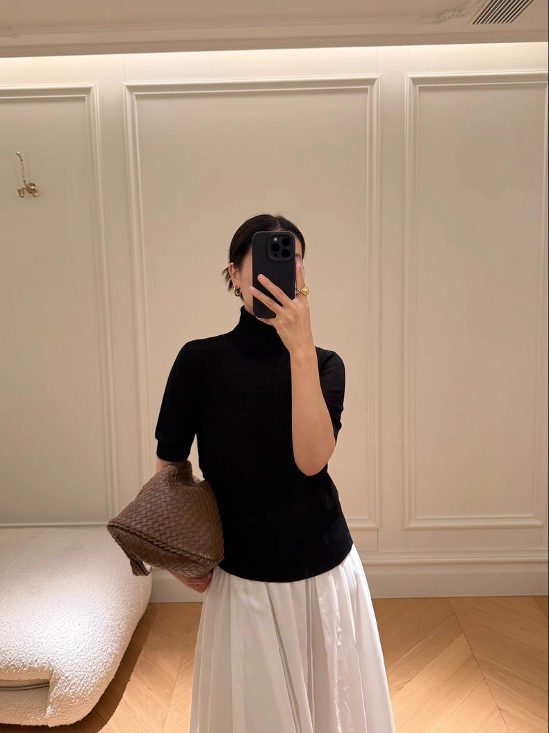 顯瘦感素面高領短袖針織上衣-F / 2色 (Elegant & Love)