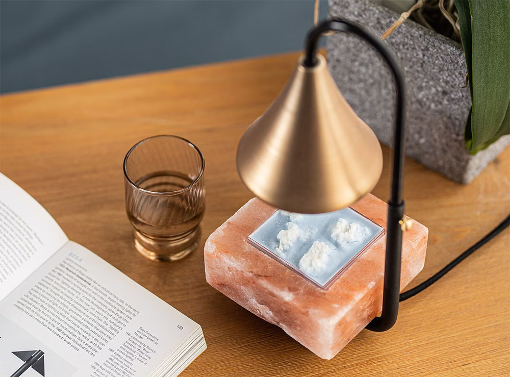 LumiAroma 光氛流域-擴香玫瑰鹽燈,不只是香氛,在視覺上也帶來美感的享受。