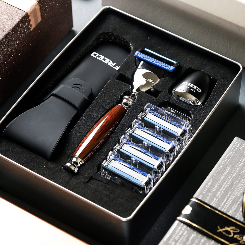 【FREED】五刀式安全刮鬍刀尊爵四件組禮盒