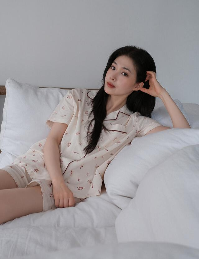 JUUNEEDU蝴蝶結睡衣(酒紅色)