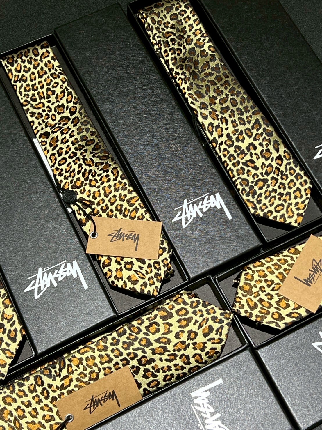 STUSSY JACQARD LEOPARD TIE 豹紋領帶