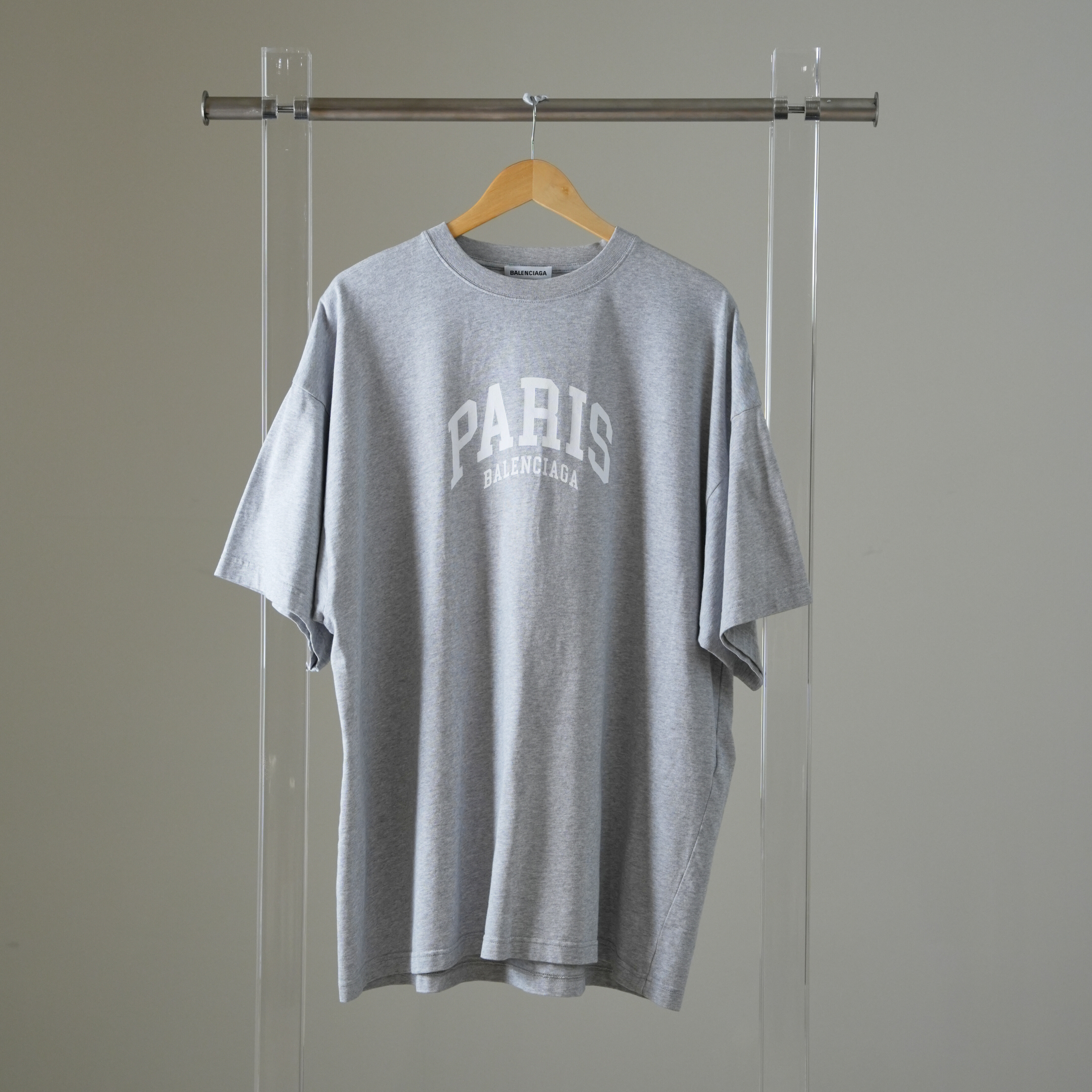 Balenciaga 灰色字母LOGO短袖上衣