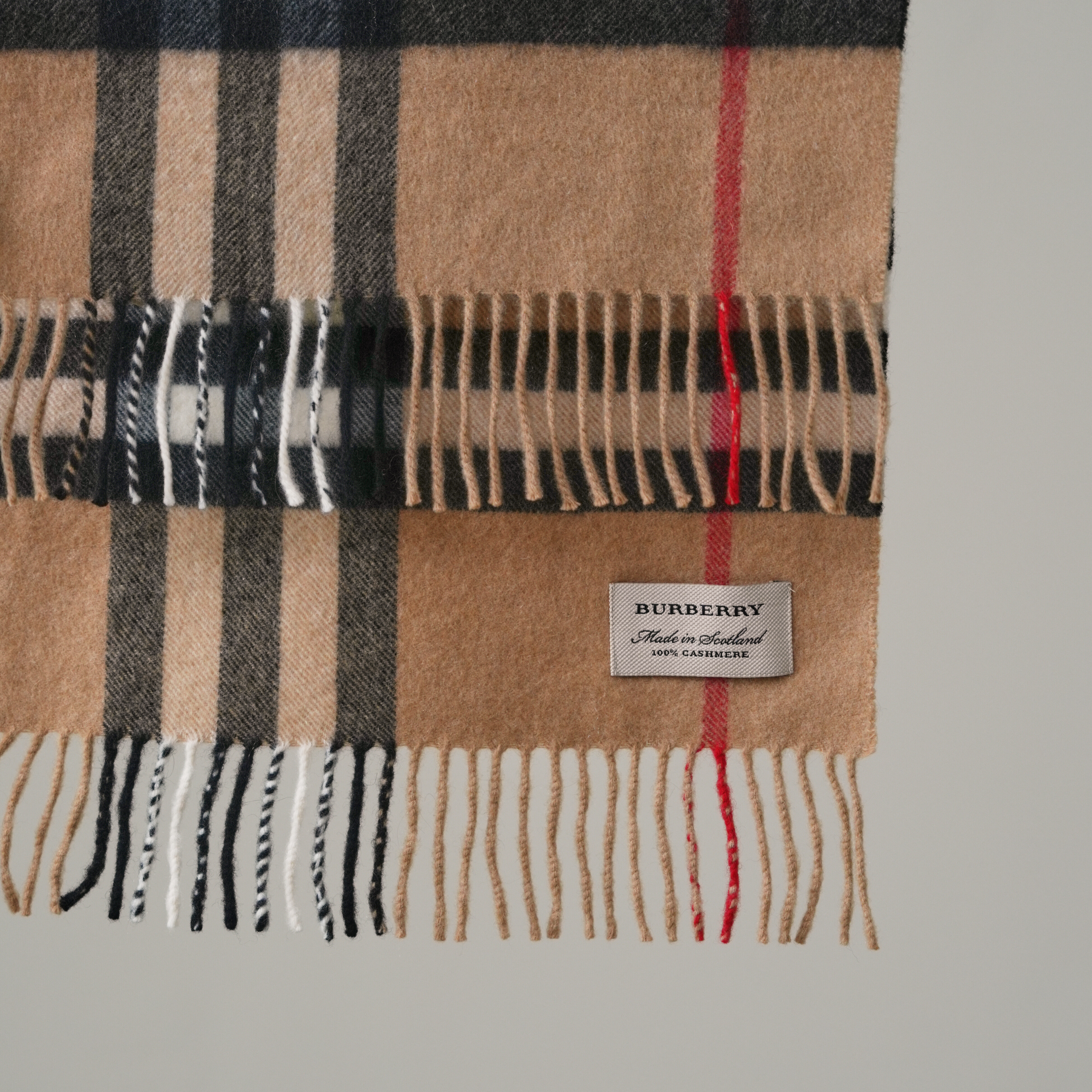 BURBERRY 經典格紋圍巾