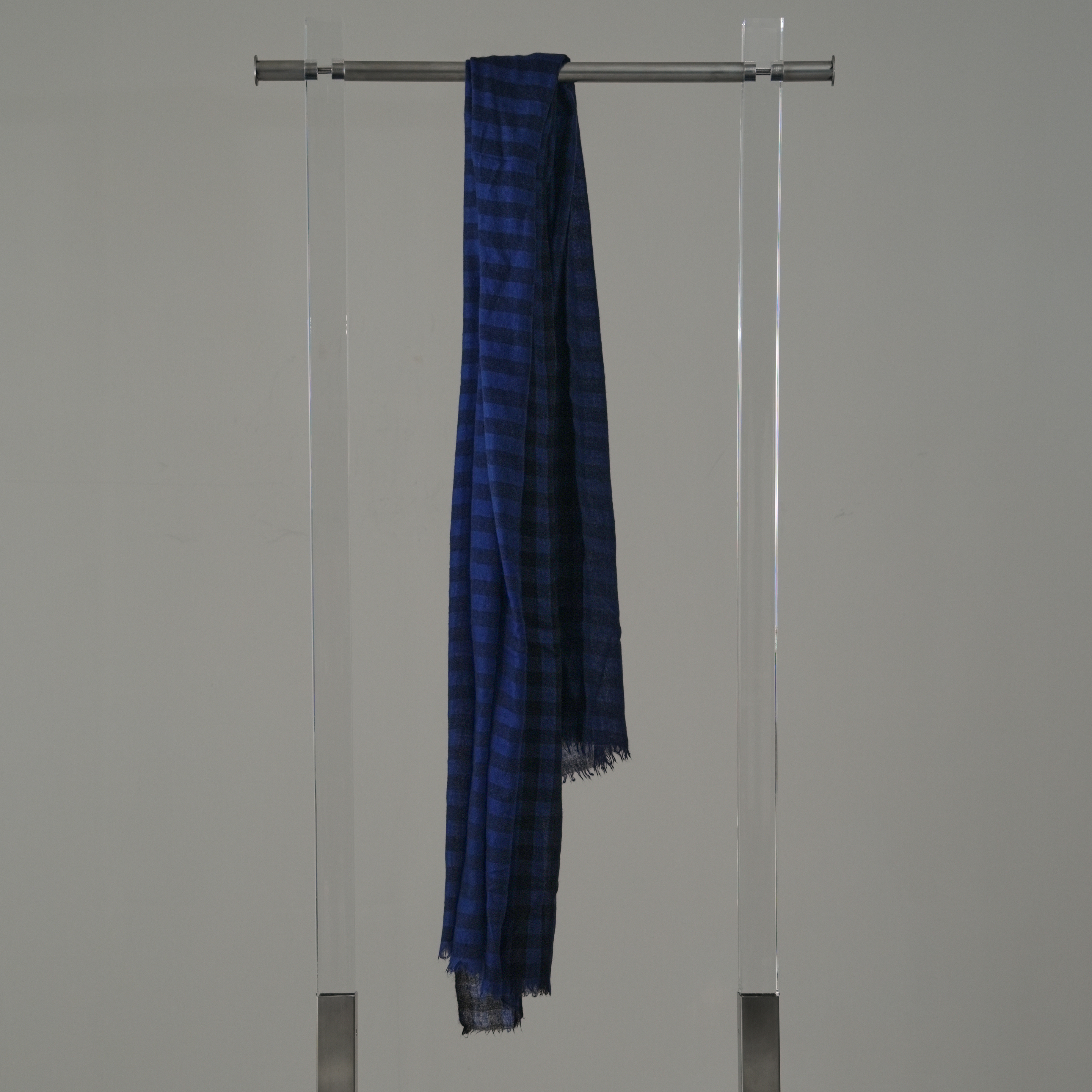 Yigal Azrouel 黑藍條紋圍巾