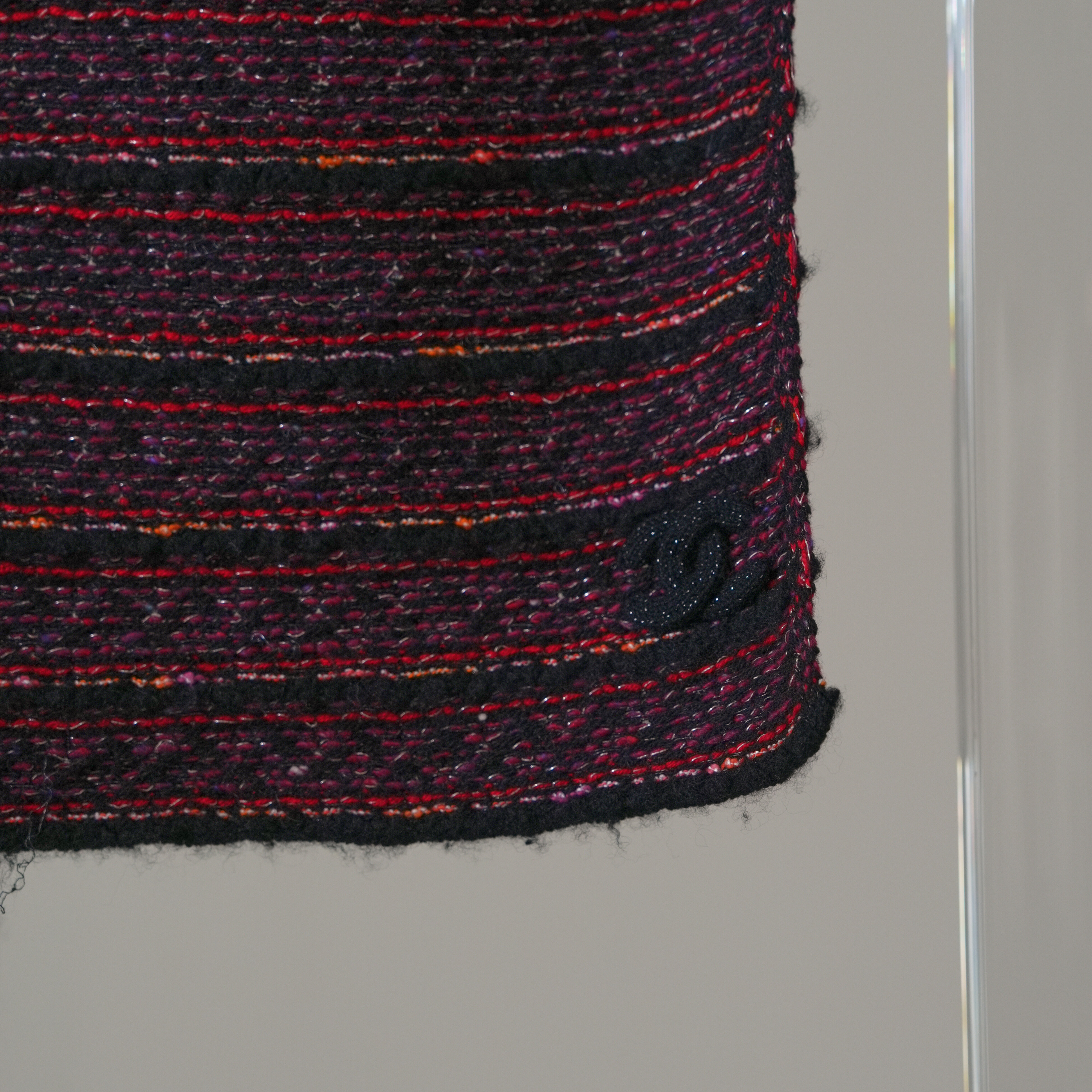 Chanel 粉黑毛呢圍巾