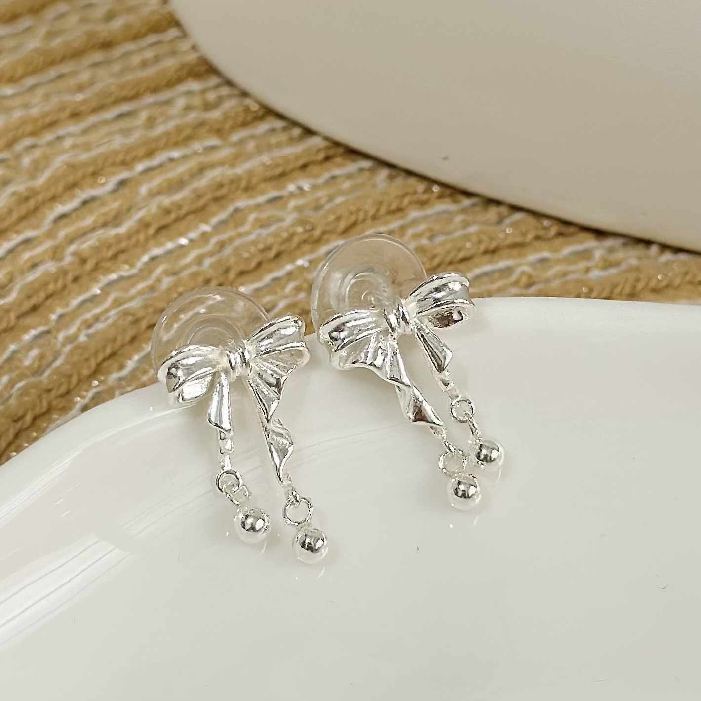 U100緞帶蝴蝶結圓珠垂吊純銀耳針