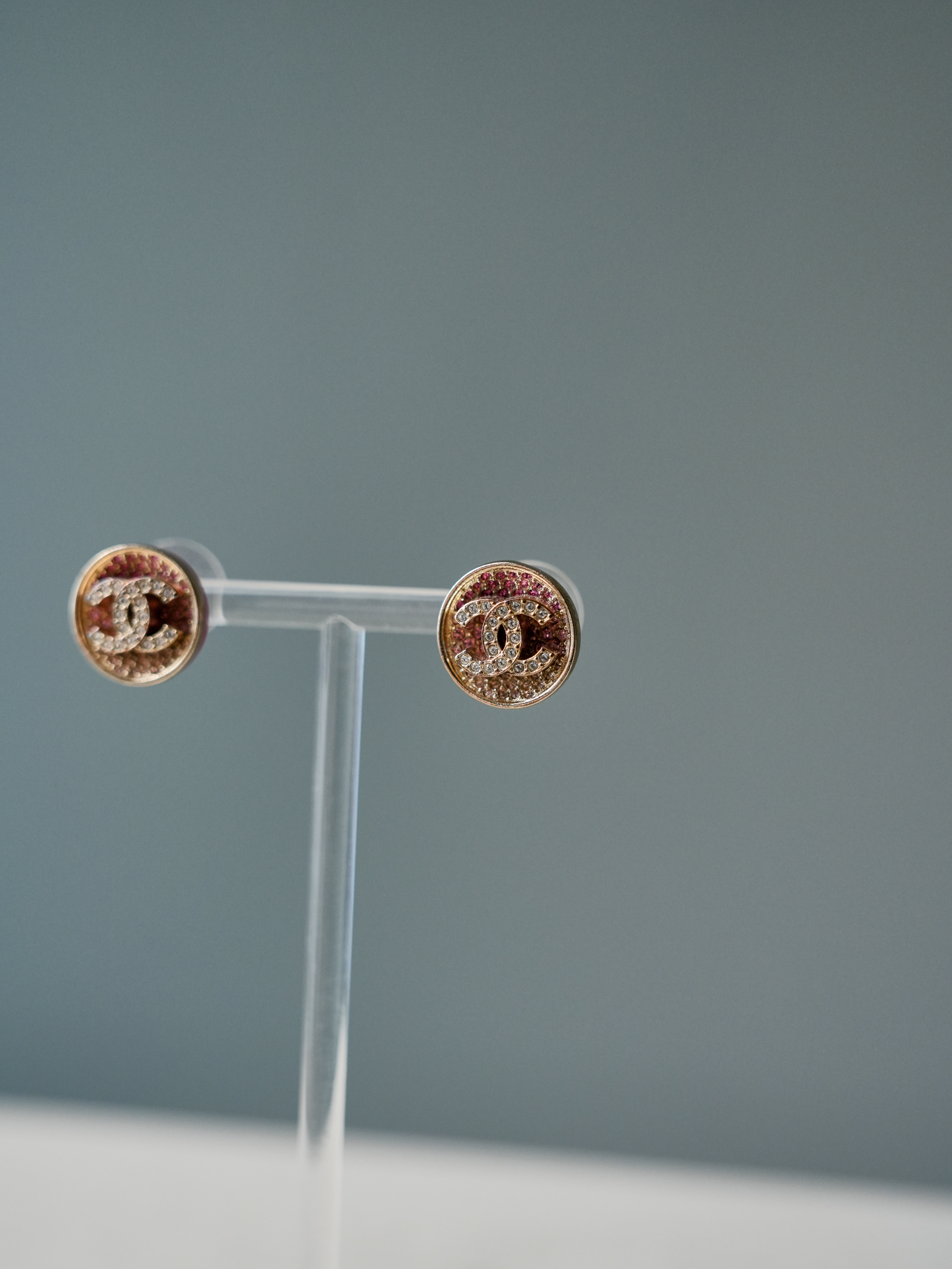 Chanel 漸層粉鑽圓形耳環