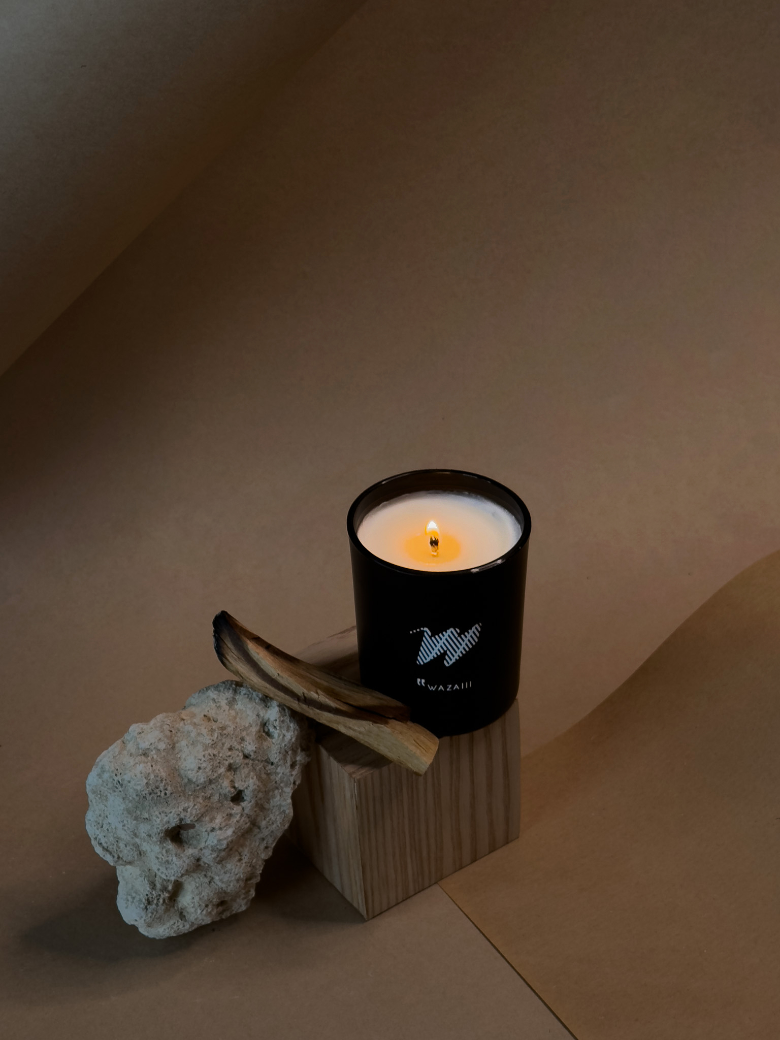 灰色邊界 (木香)