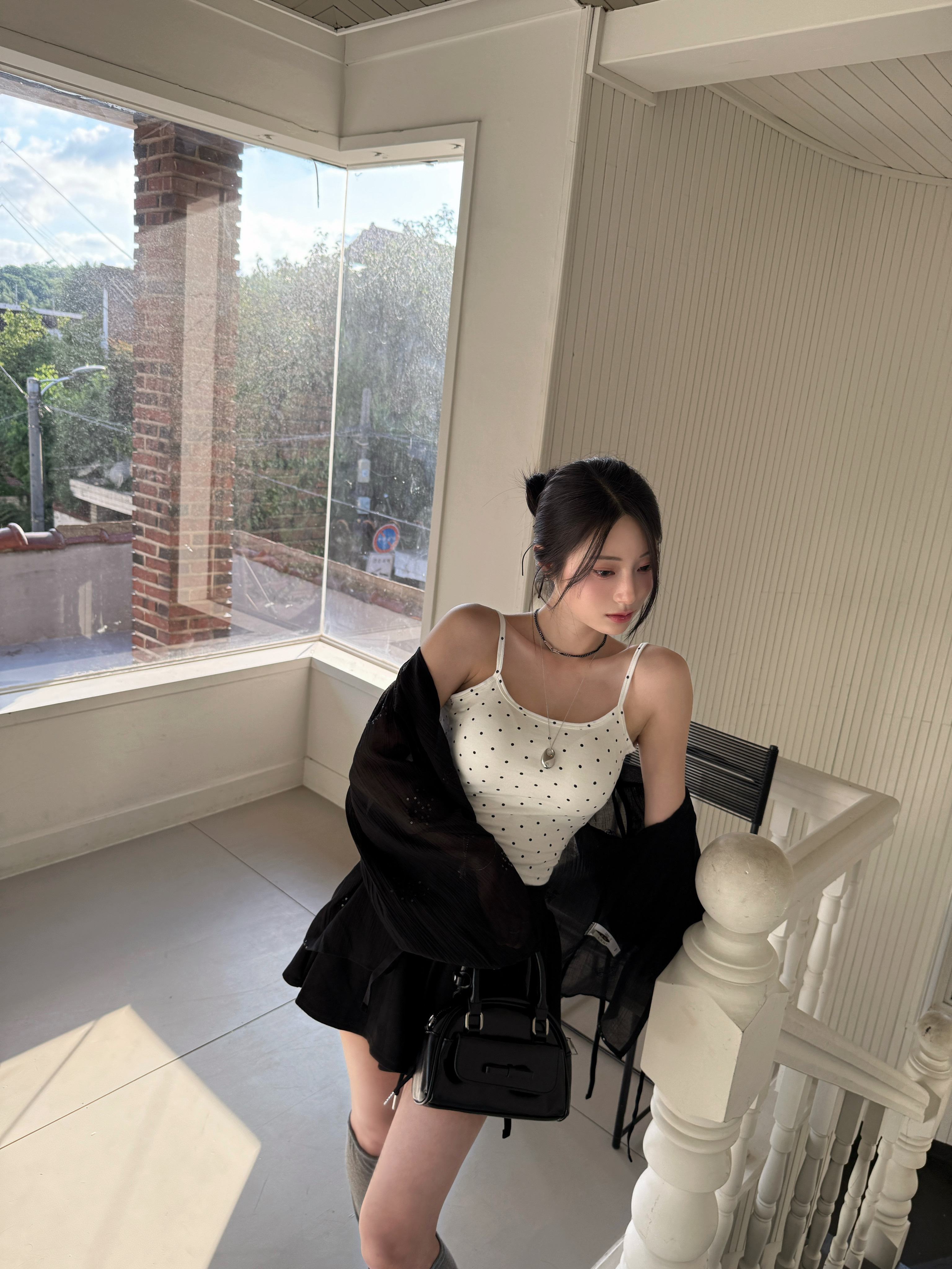 【現貨】C27 miu系水波點 美背Bratop (白)