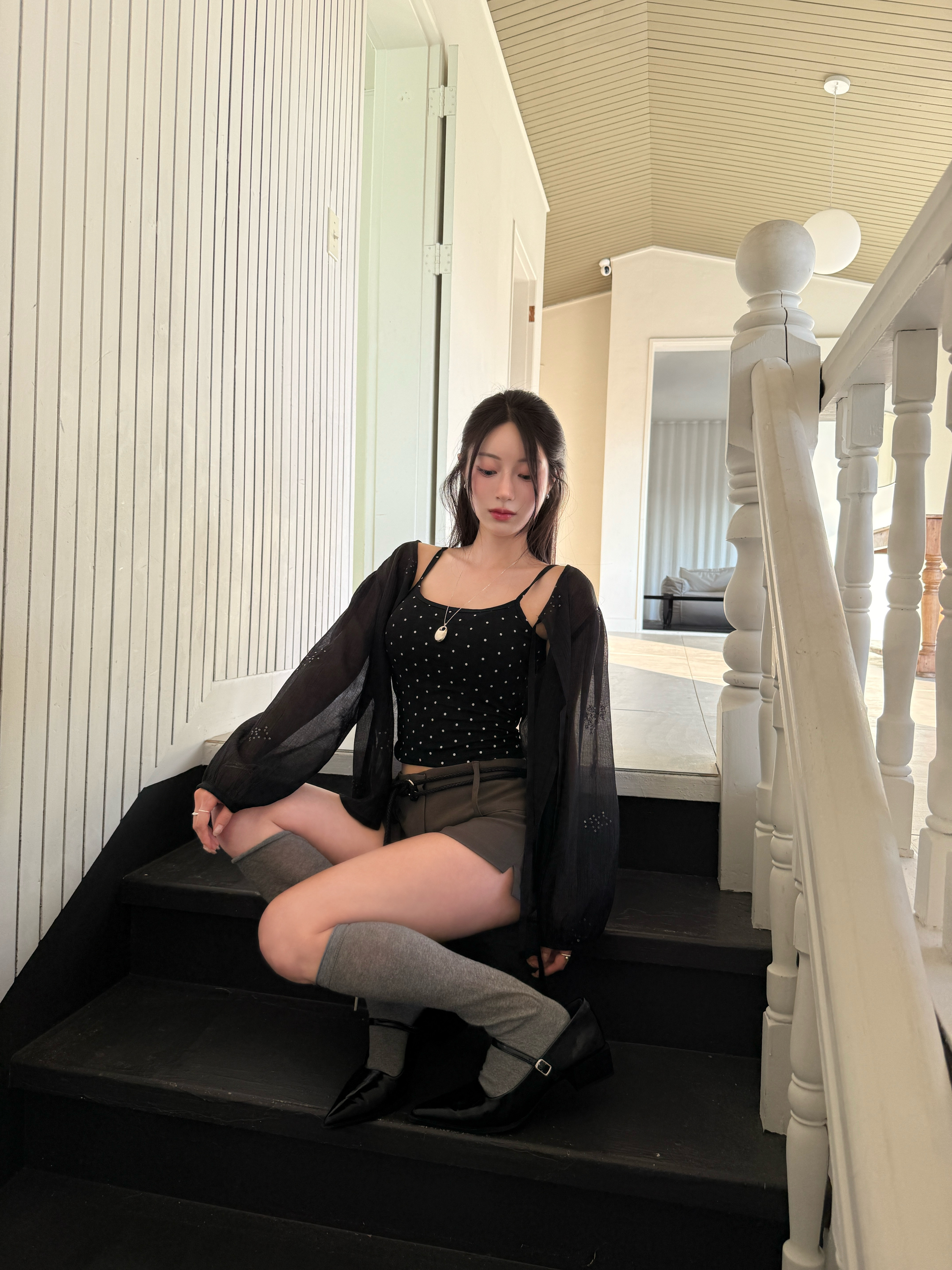 【現貨】C27 miu系水波點 美背Bratop (黑)