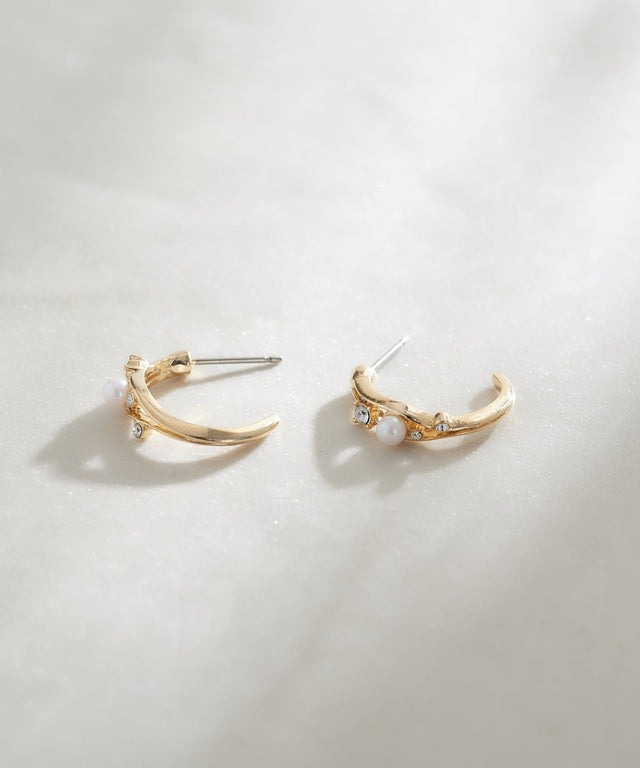 [日本制] 金屬C形珍珠耳環