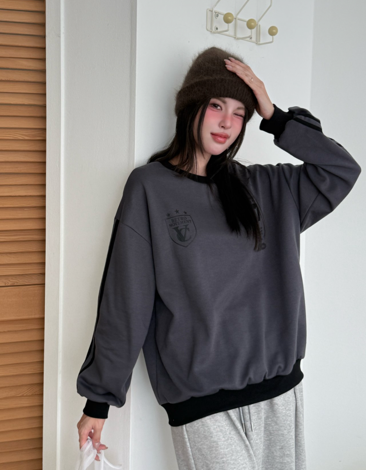 KR RETRO 17 SWEATSHIRT (4 COLORS)