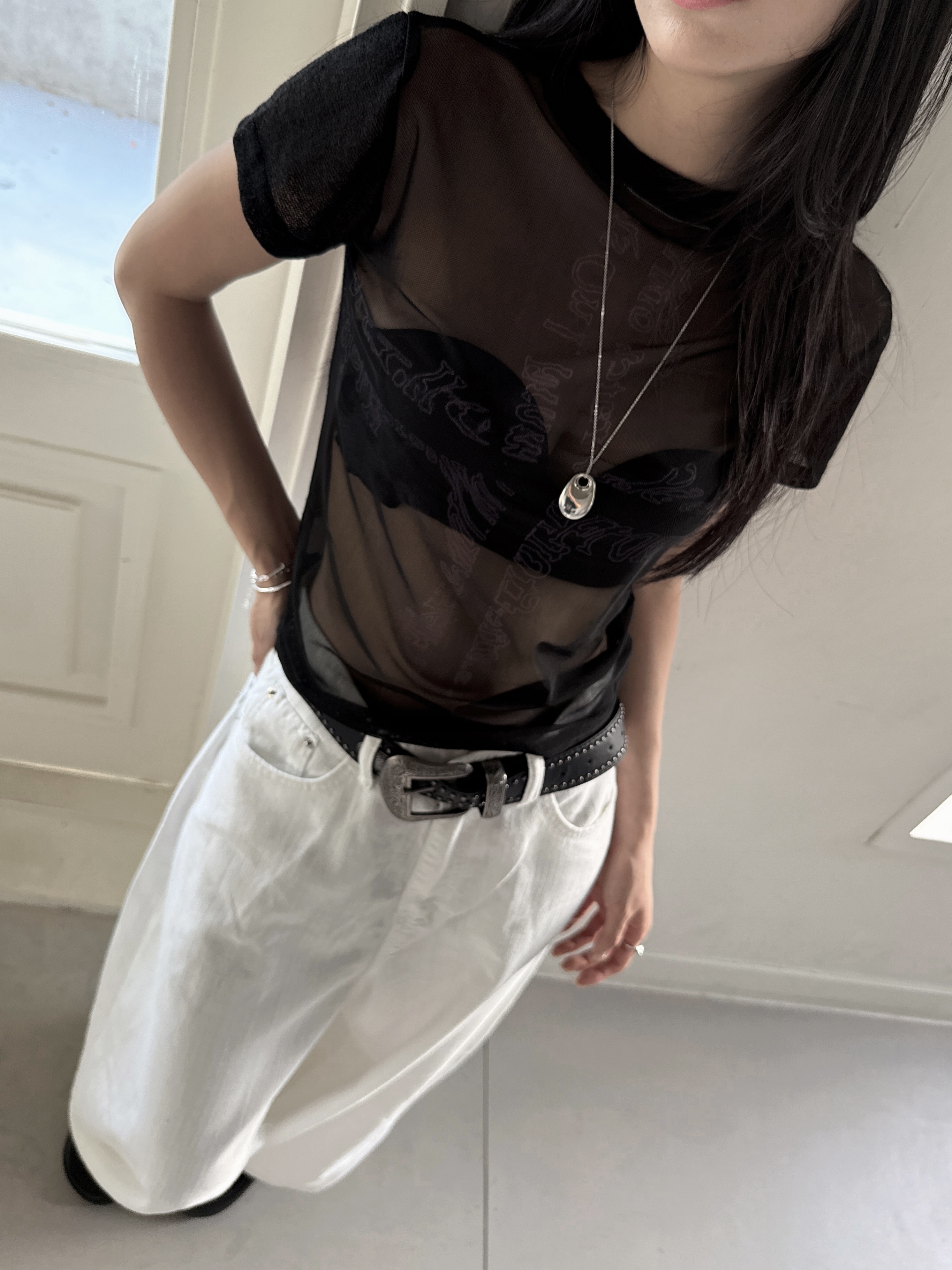 【現貨】C03 透膚十字短Tee (黑)