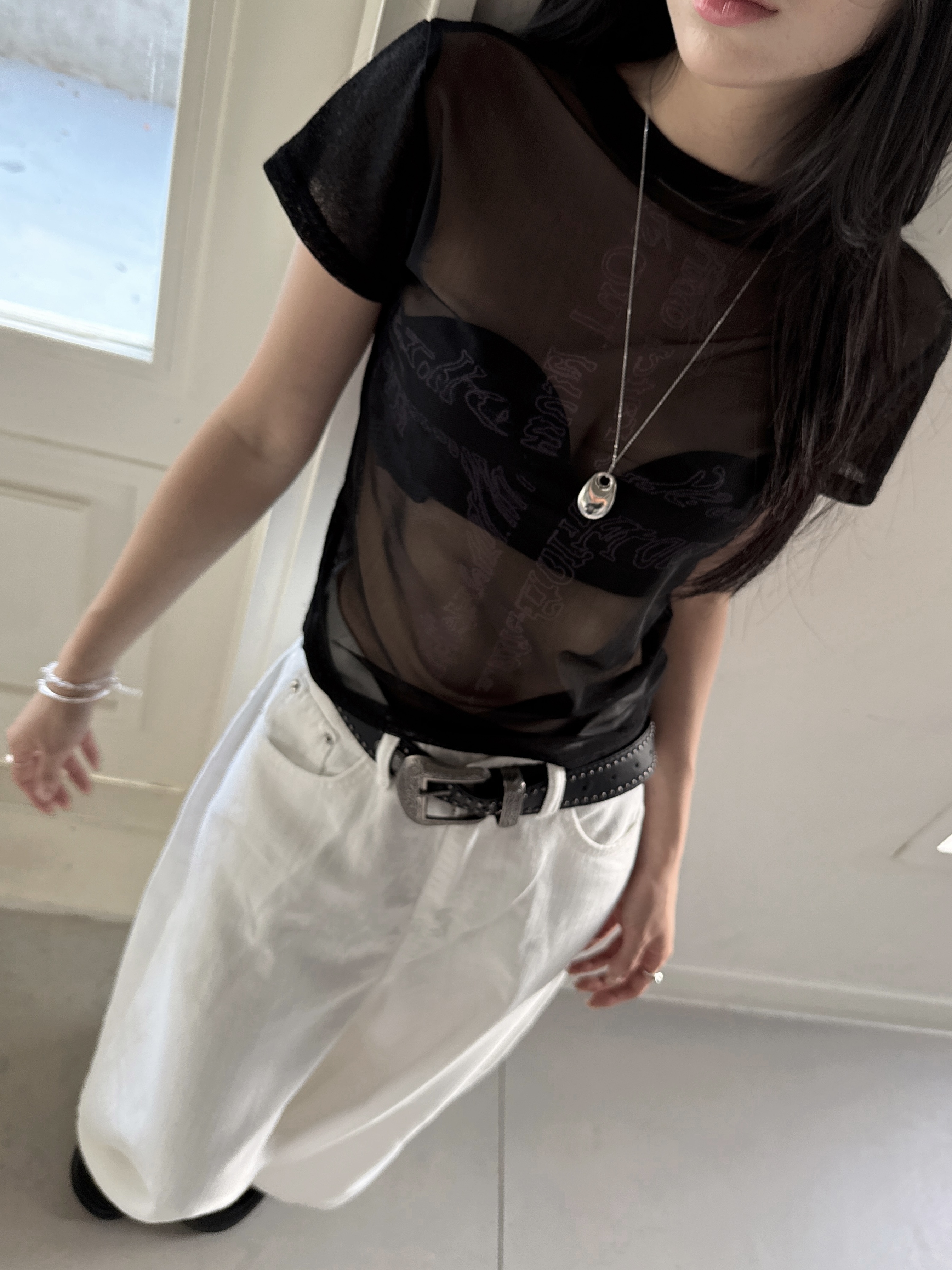 【現貨】C03 透膚十字短Tee (黑)