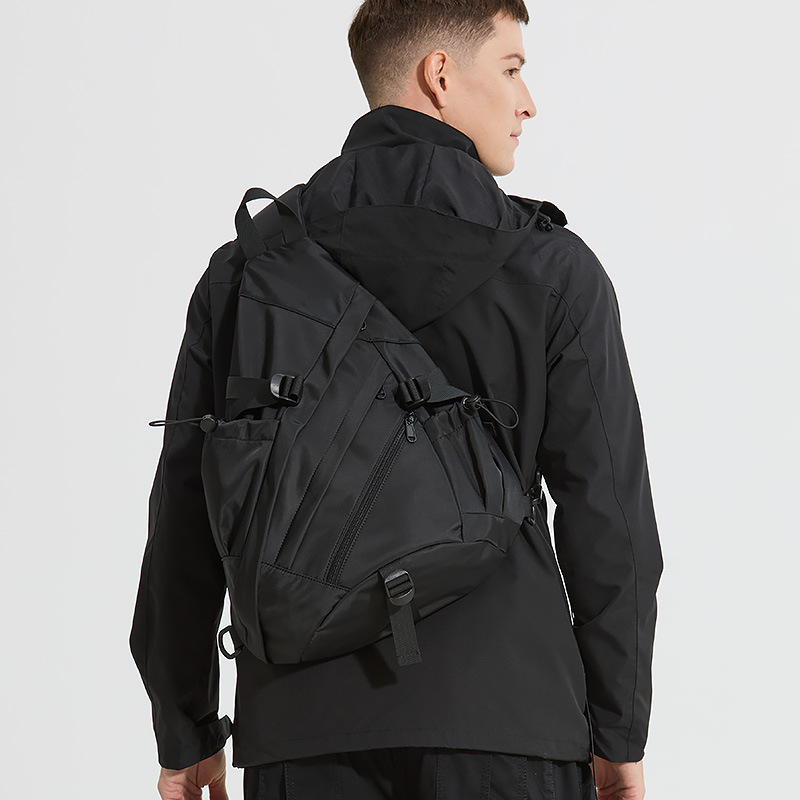 Piccoloo│大三角單肩胸包