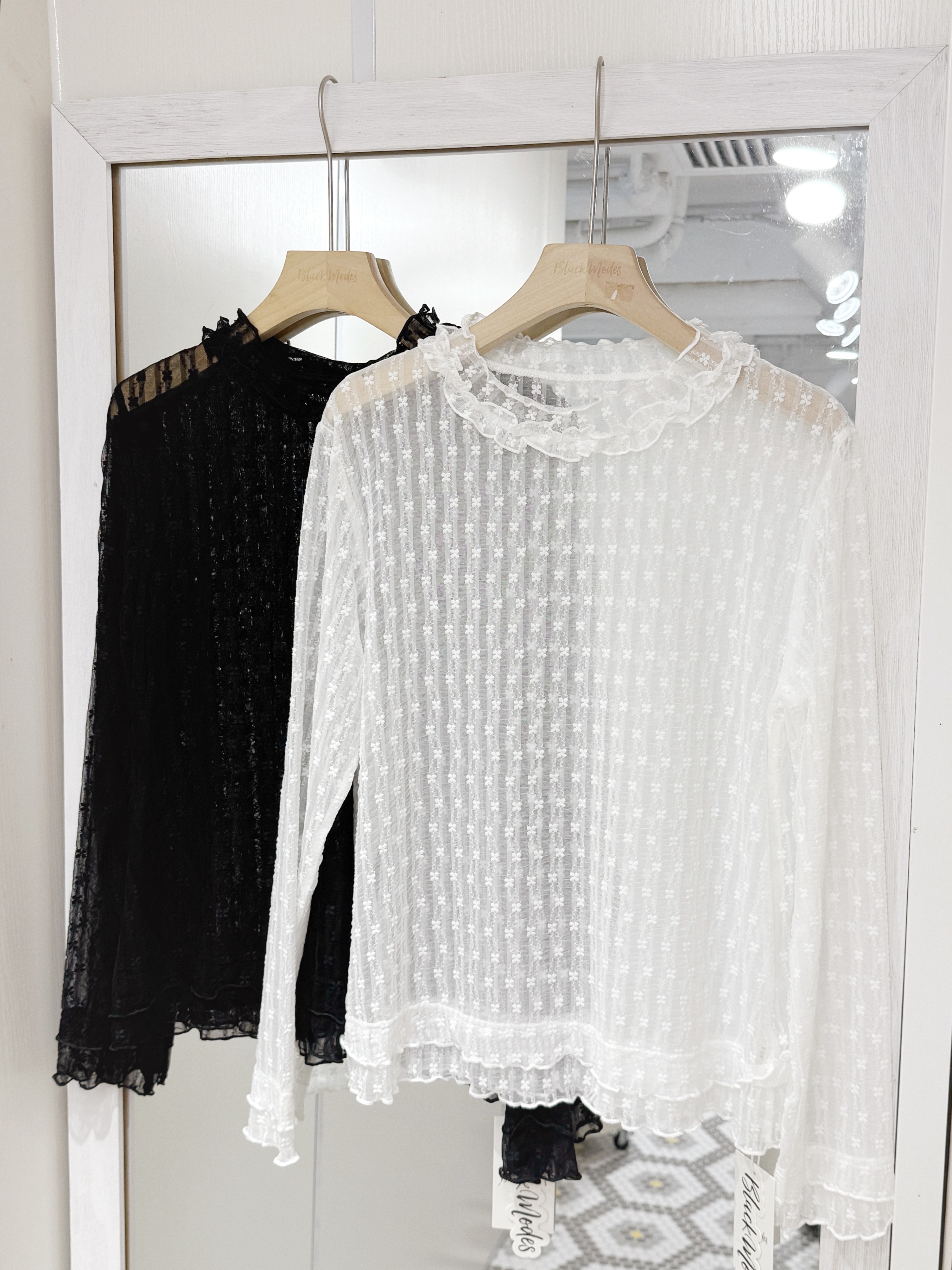 BM004｜BM獨家款 ₊˚⊹♡ flower double ruffle透視長袖上衣