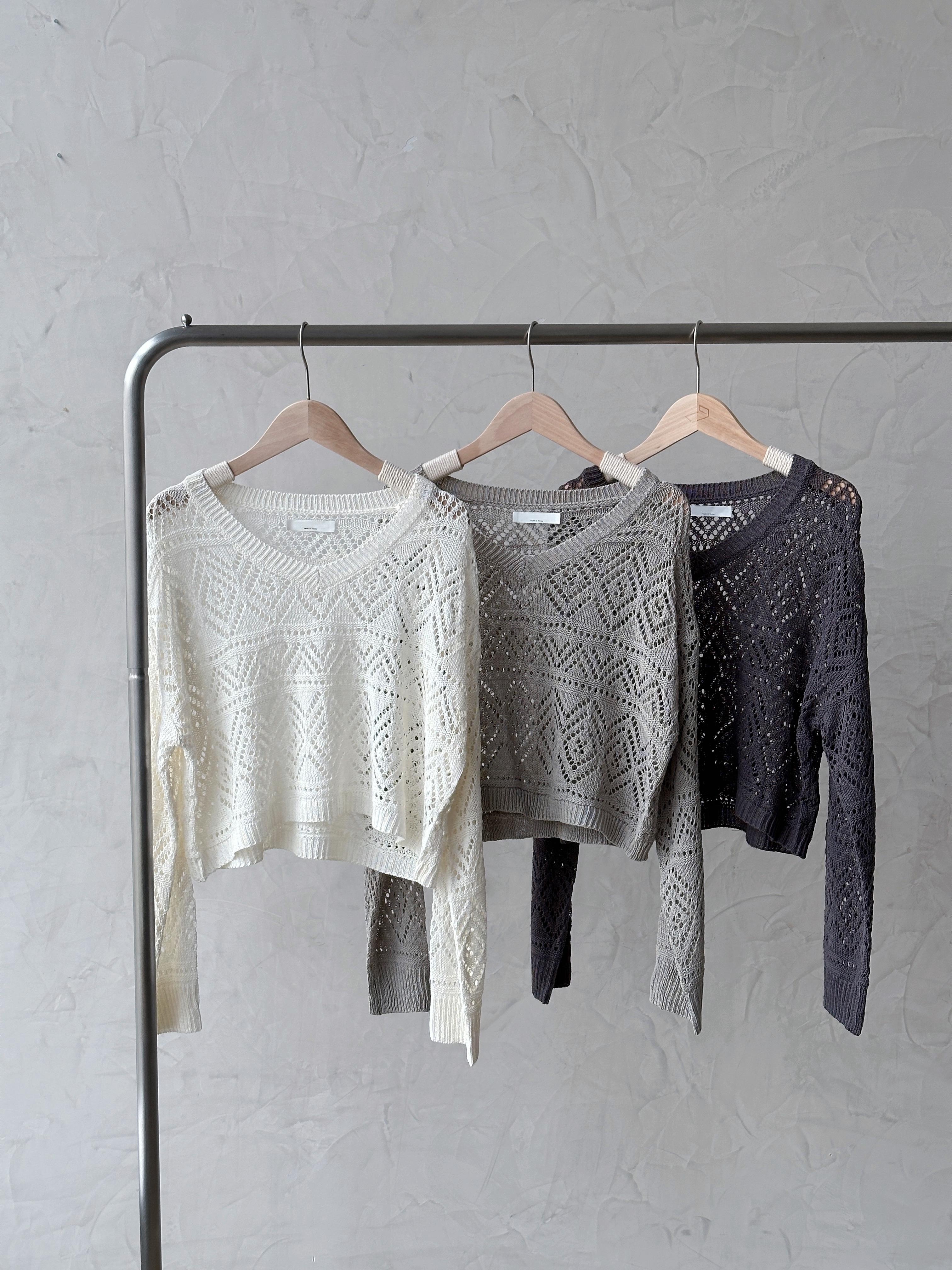 KR279 鏤空通花V領TOP-3色