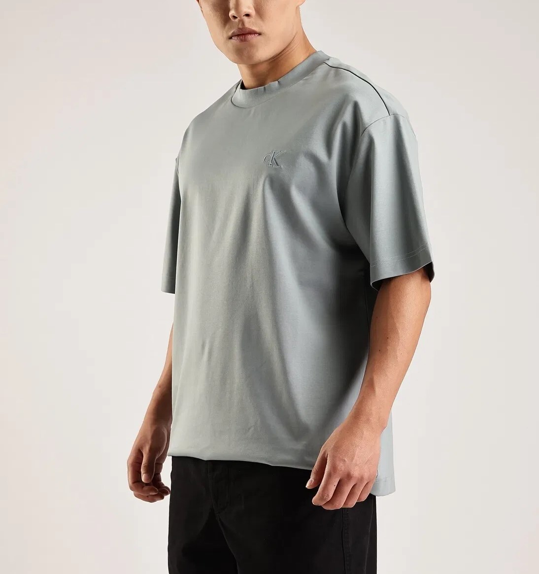 [S] CALVIN KLEIN SMALL SIGNATURE LOGO SS CREW NECK T-SHIRT,INK, SP40594802-40HP229032 (SCK510)