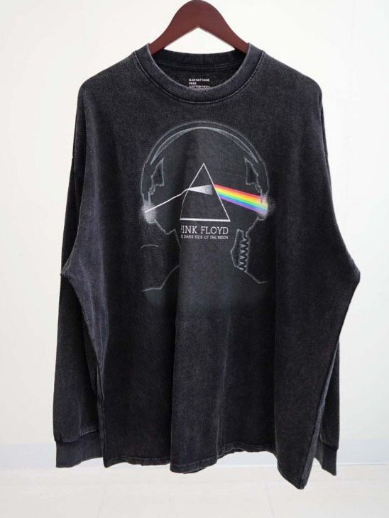 洗水英文字圖案長袖衫 manhattans-048T