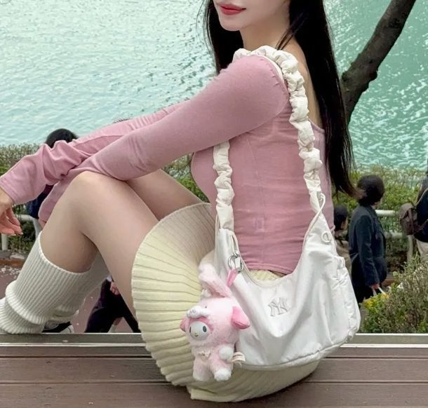 MLB Hobo Bag 熱賣款（2色入）